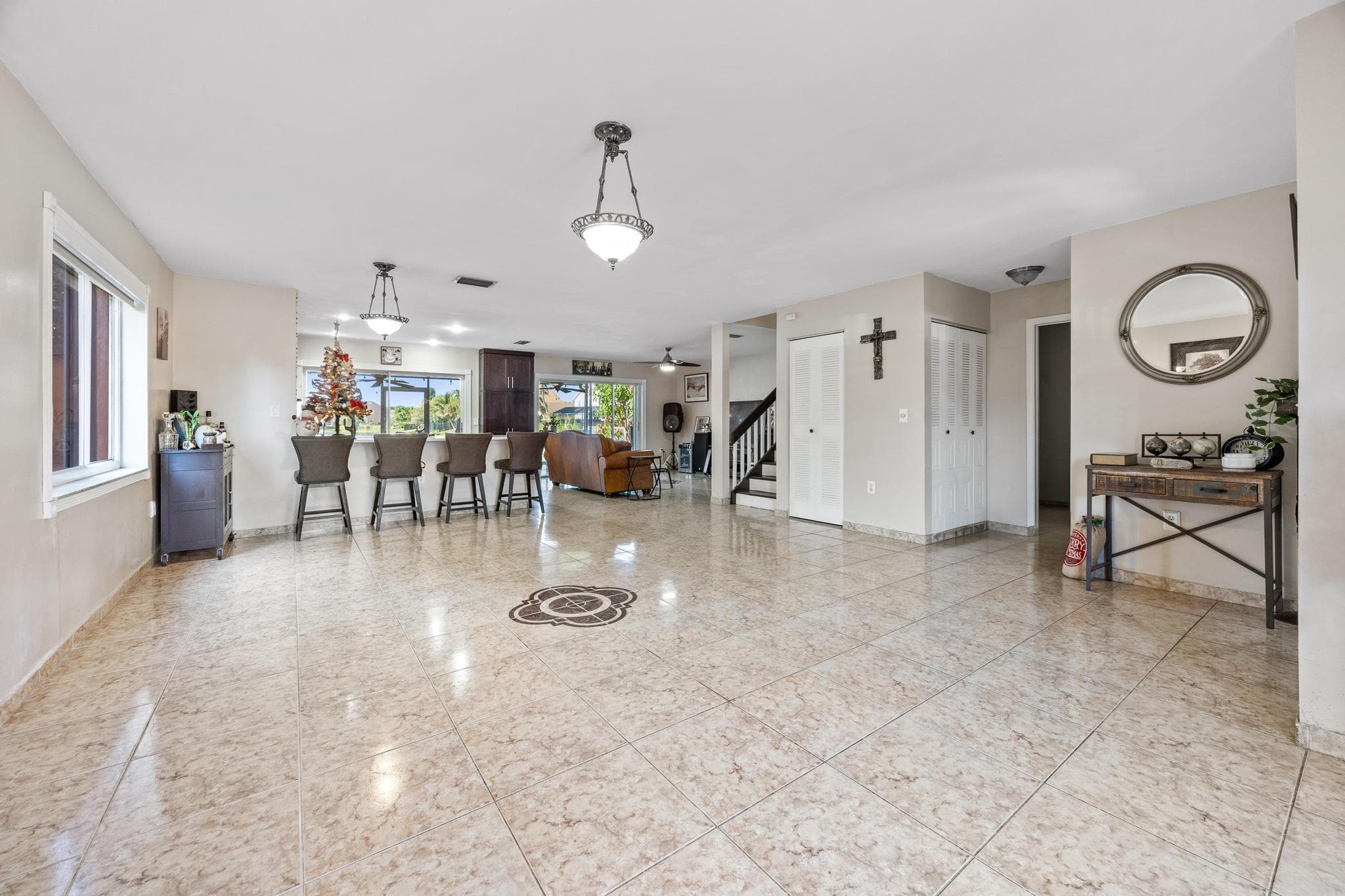 940 SW 96th Avenue, Pembroke Pines, FL 33025 — photo 9 of 46