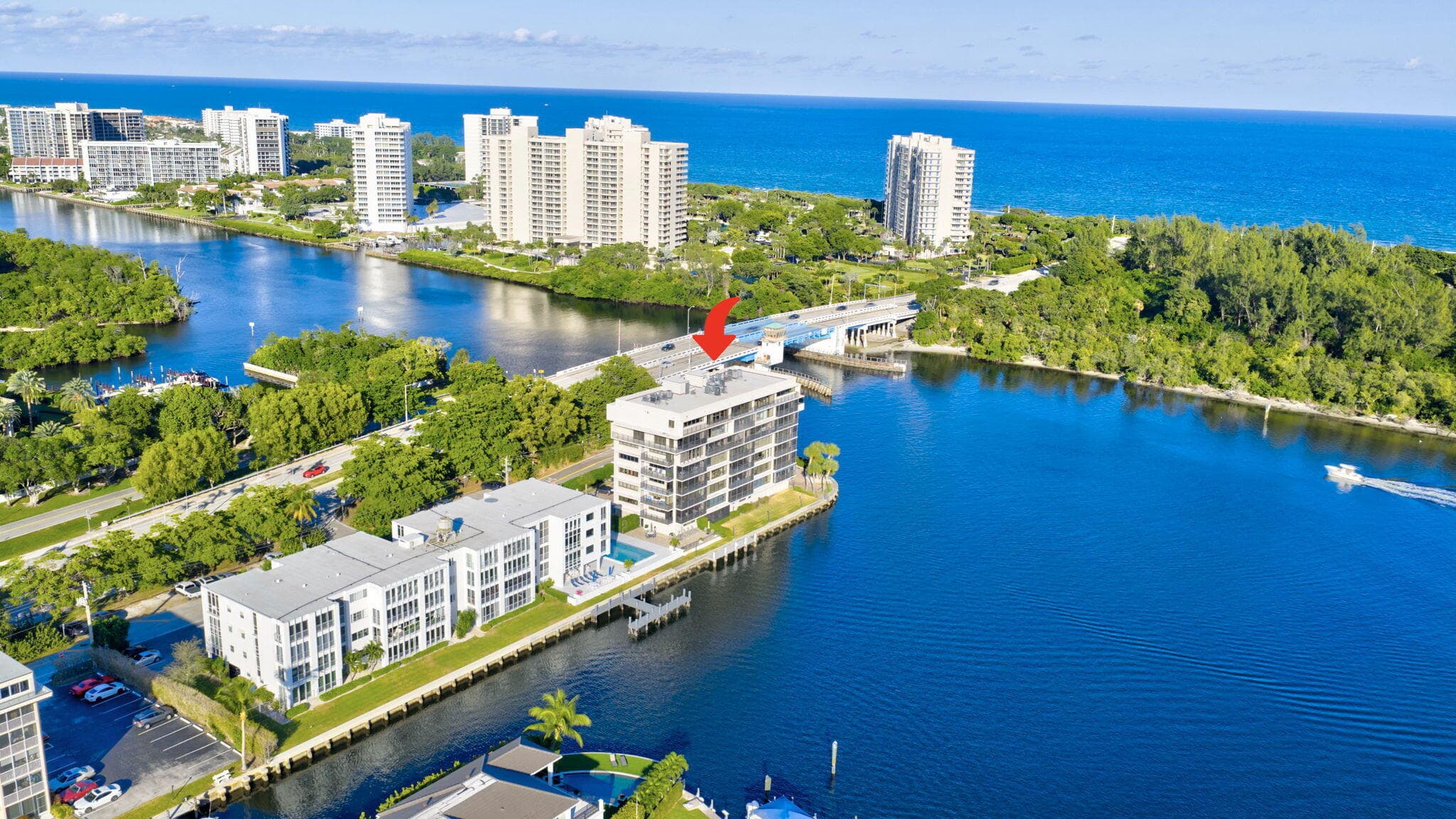 900 NE Spanish River Boulevard 2w, Boca Raton, FL 33431 — photo 1 of 43