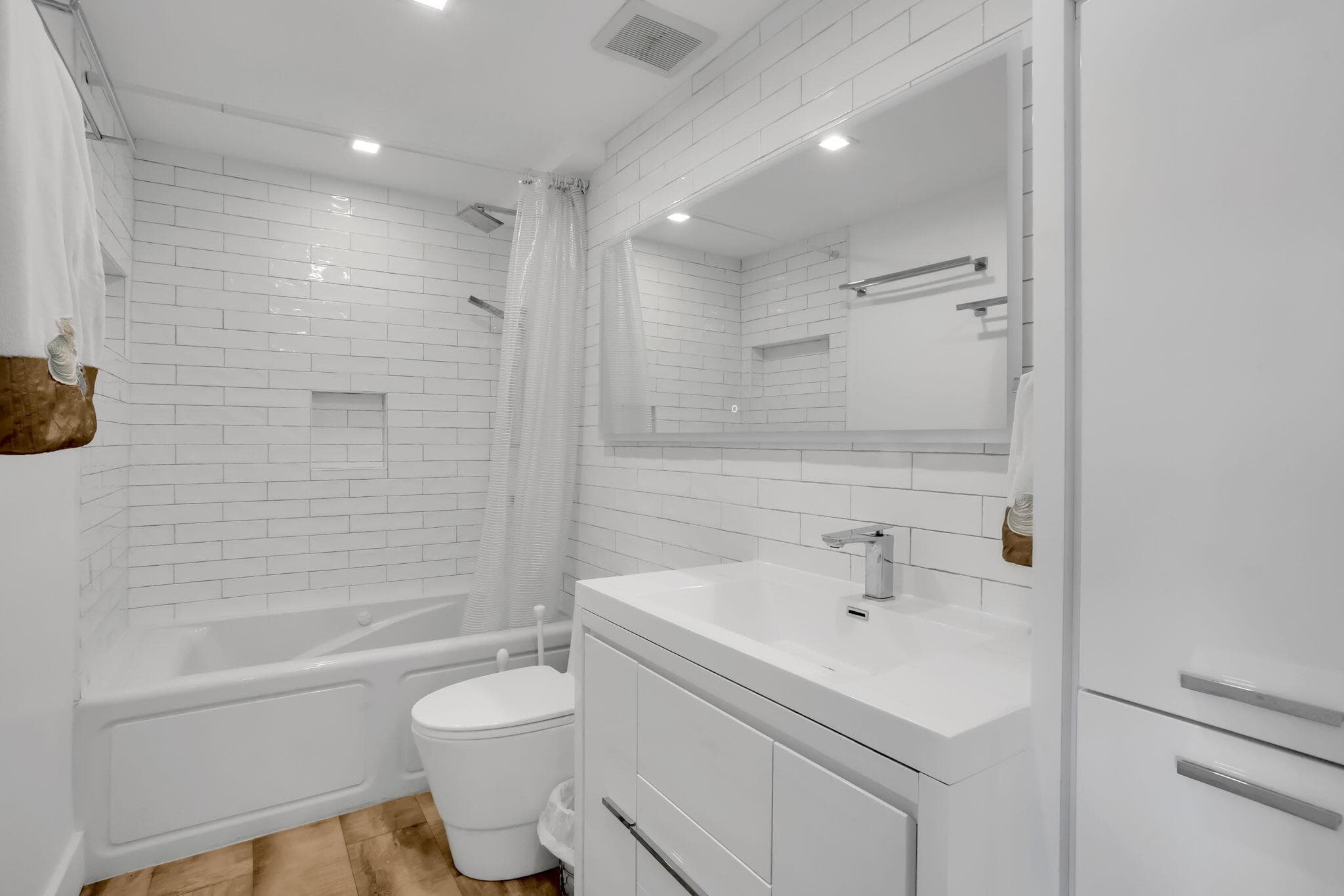 1839 Middle River Drive 303, Fort Lauderdale, FL 33305 — photo 26 of 34