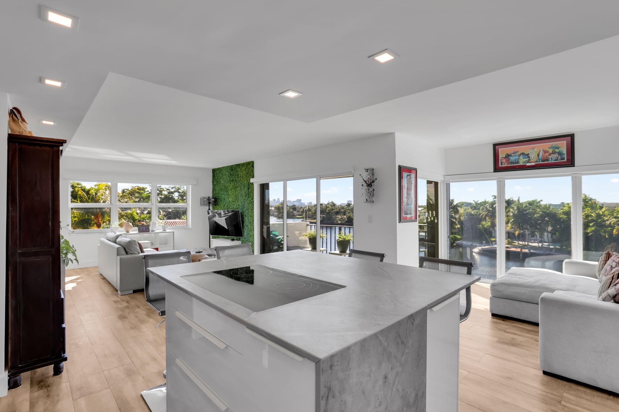 1839 Middle River Drive 303, Fort Lauderdale, FL 33305 — photo 1 of 34