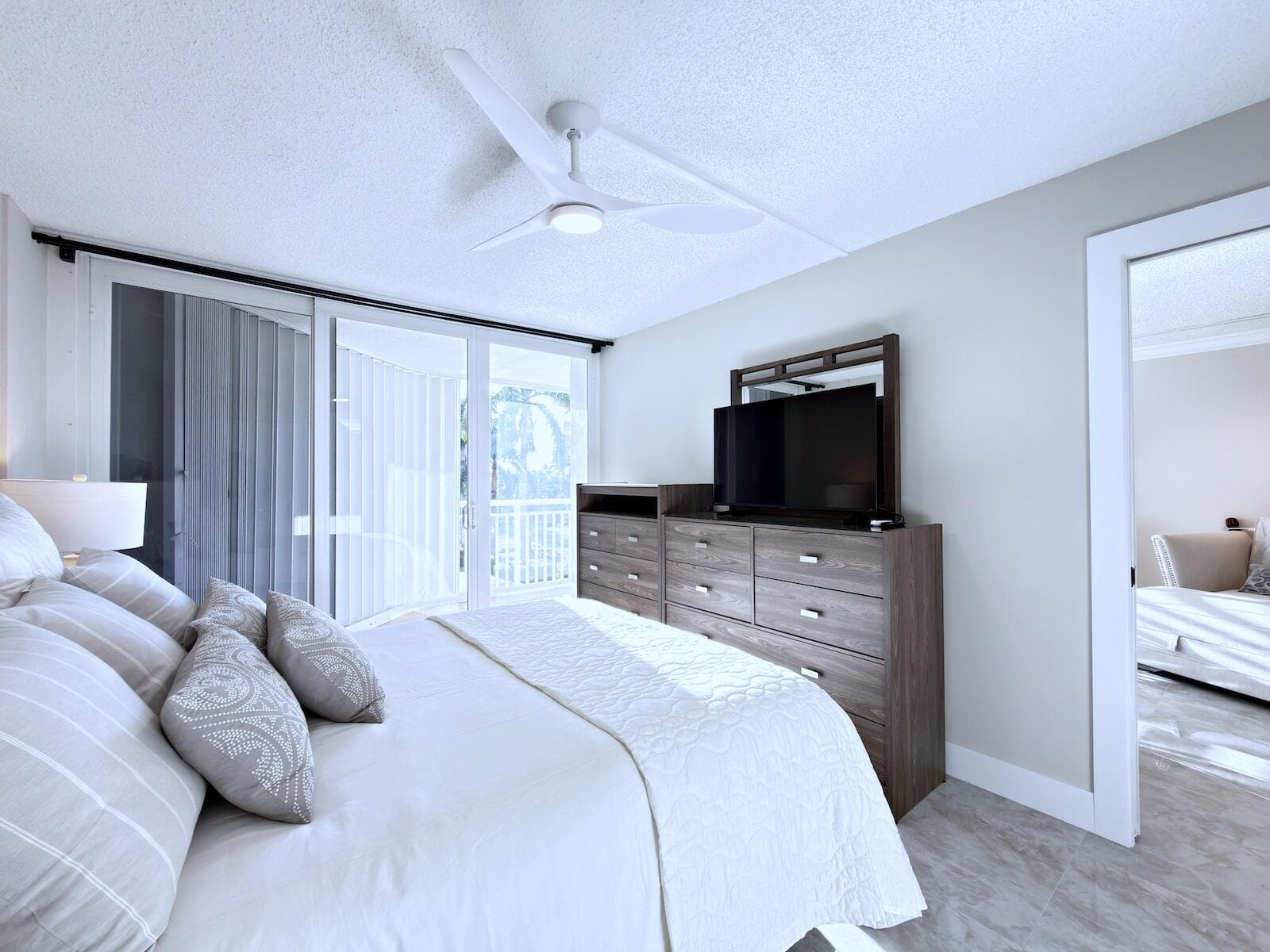 3546 S Ocean Boulevard 316, South Palm Beach, FL 33480 — photo 22 of 66