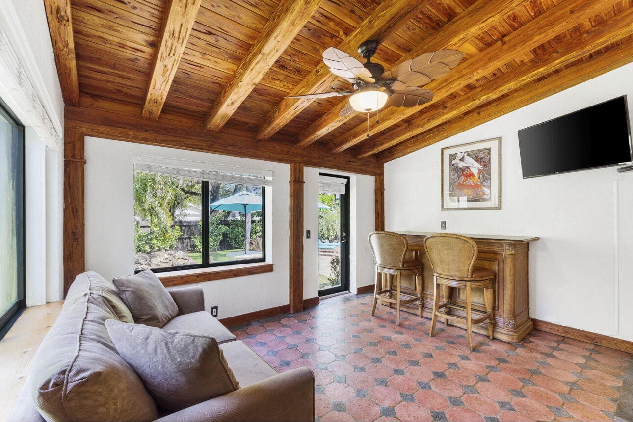 400 33rd Street, West Palm Beach, FL 33407 — photo 17 of 70