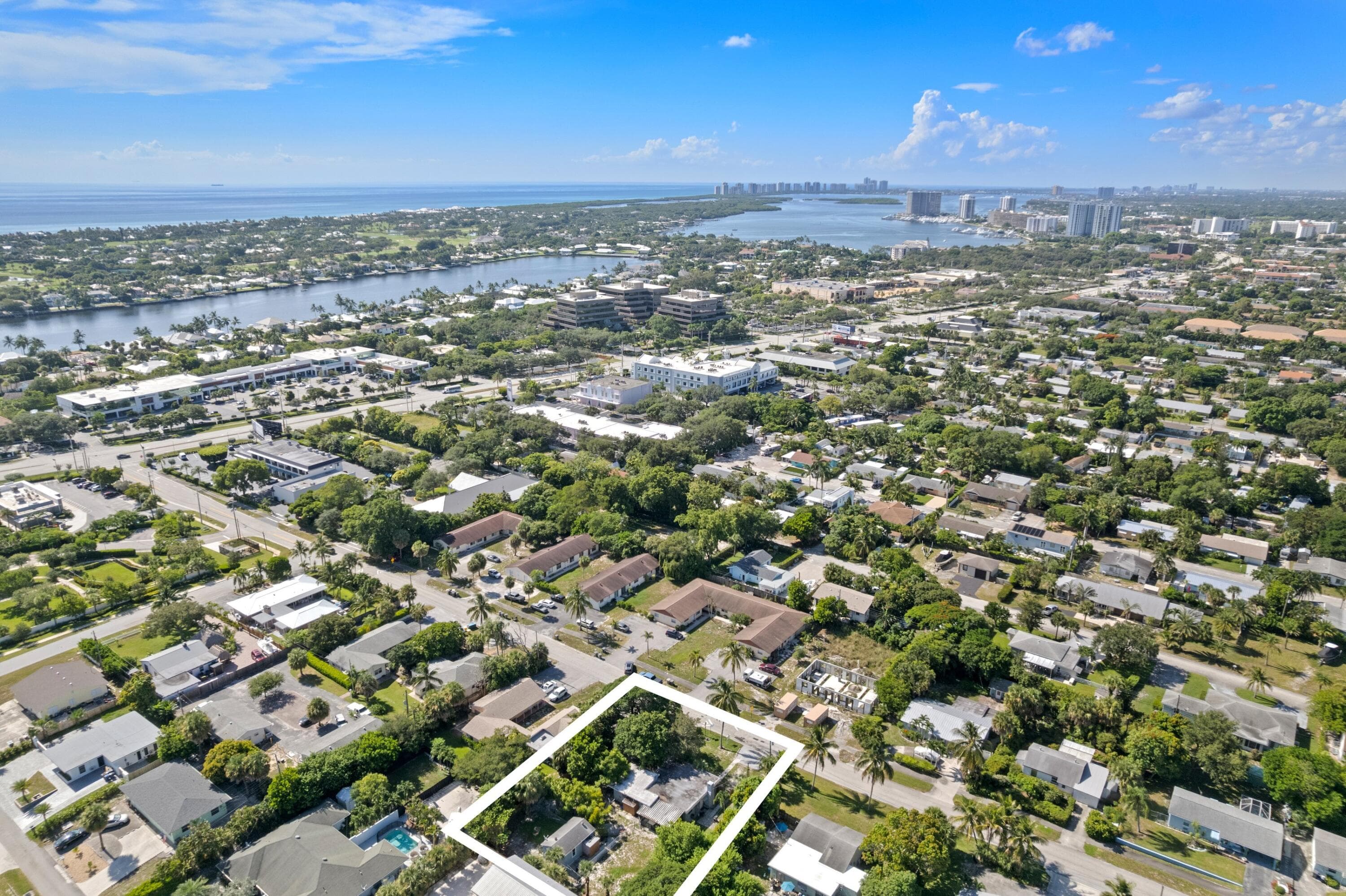 1831 Juno Road, North Palm Beach, FL 33408 — photo 5 of 37