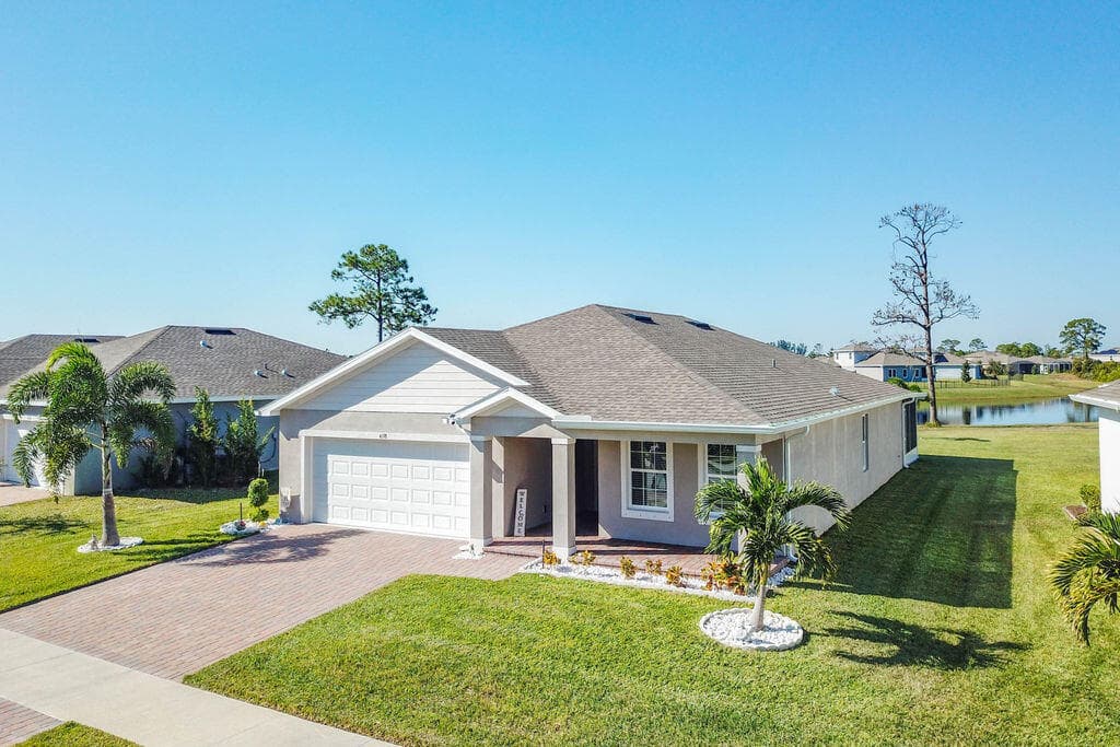 4198 Keeson Circle, Vero Beach, FL 32967 — photo 1 of 59