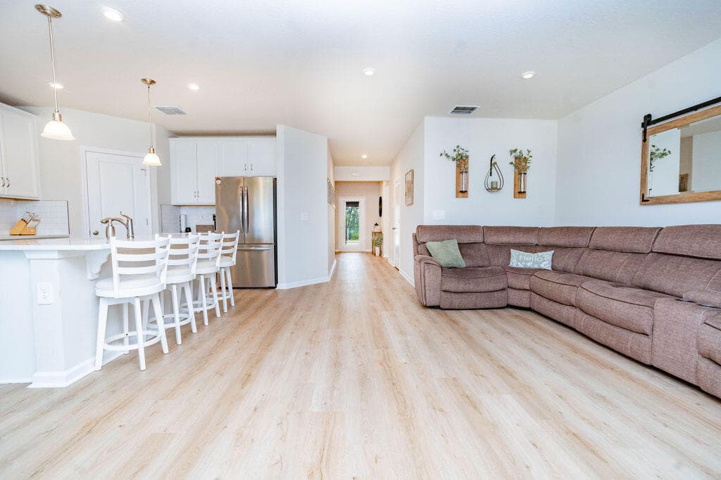4198 Keeson Circle, Vero Beach, FL 32967 — photo 14 of 59
