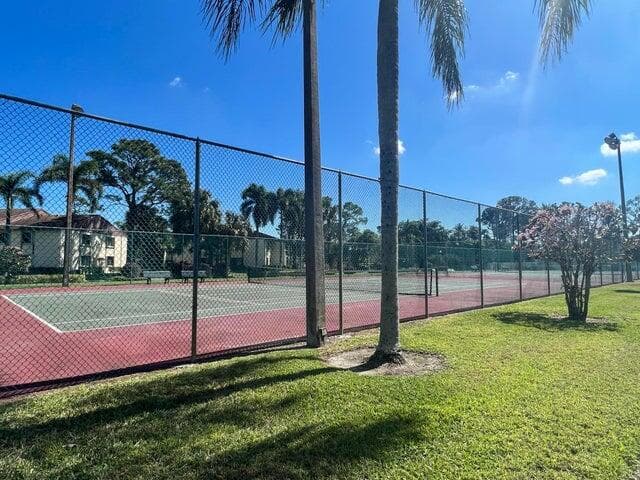 312 Knotty Pine Circle B2, Greenacres, FL 33463 — photo 16 of 18
