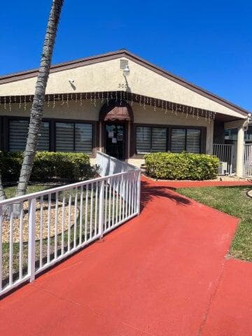 312 Knotty Pine Circle B2, Greenacres, FL 33463 — photo 18 of 18