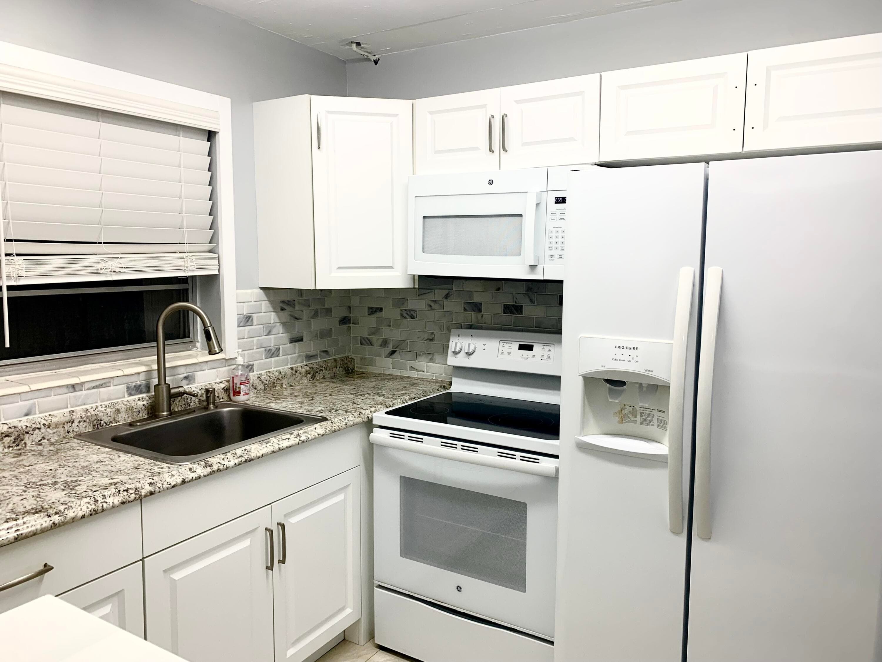 200 Sheffield I, West Palm Beach, FL 33417 — photo 15 of 41