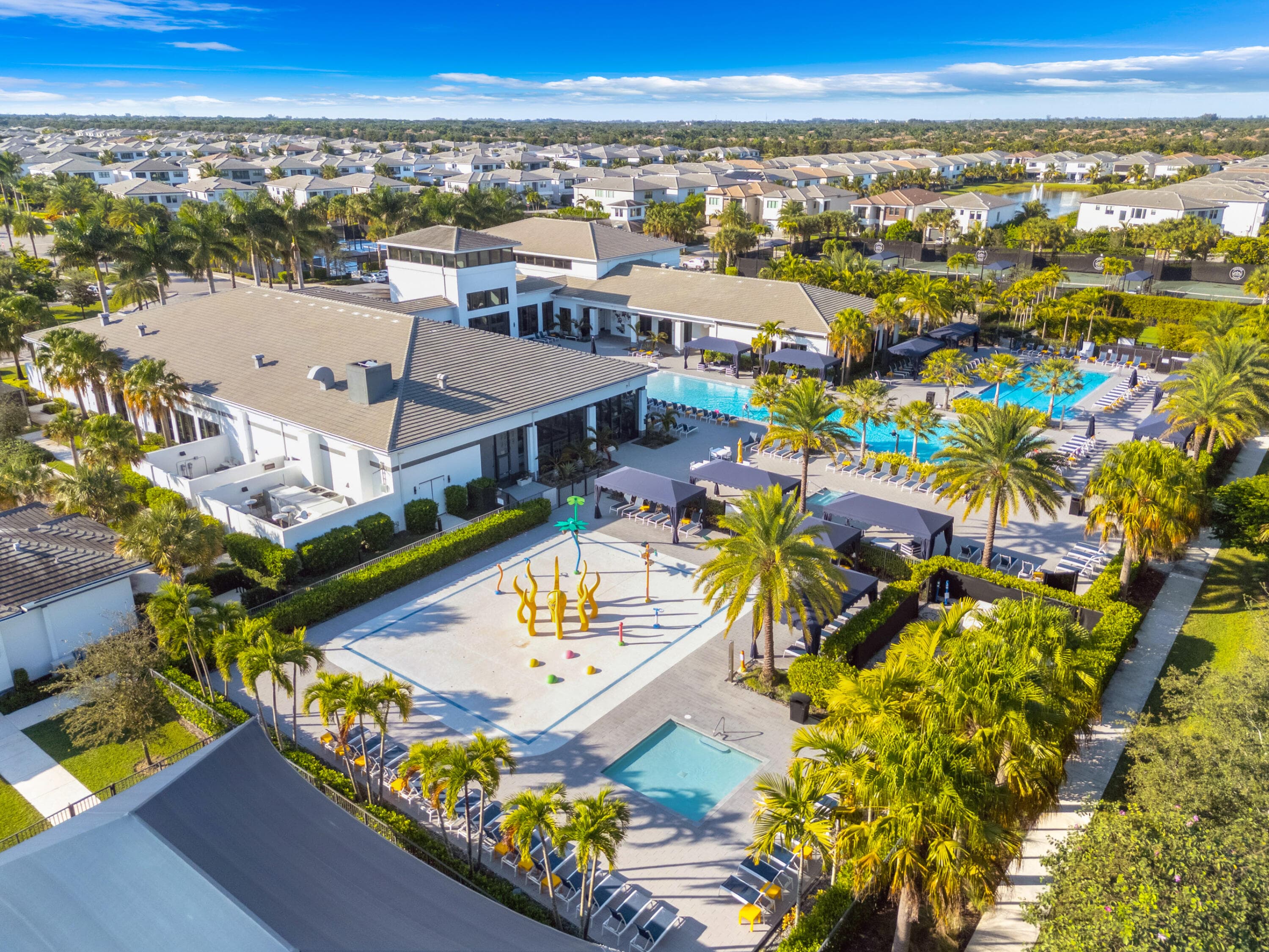 8281 Oceanus Drive, Boca Raton, FL 33496 — photo 4 of 52