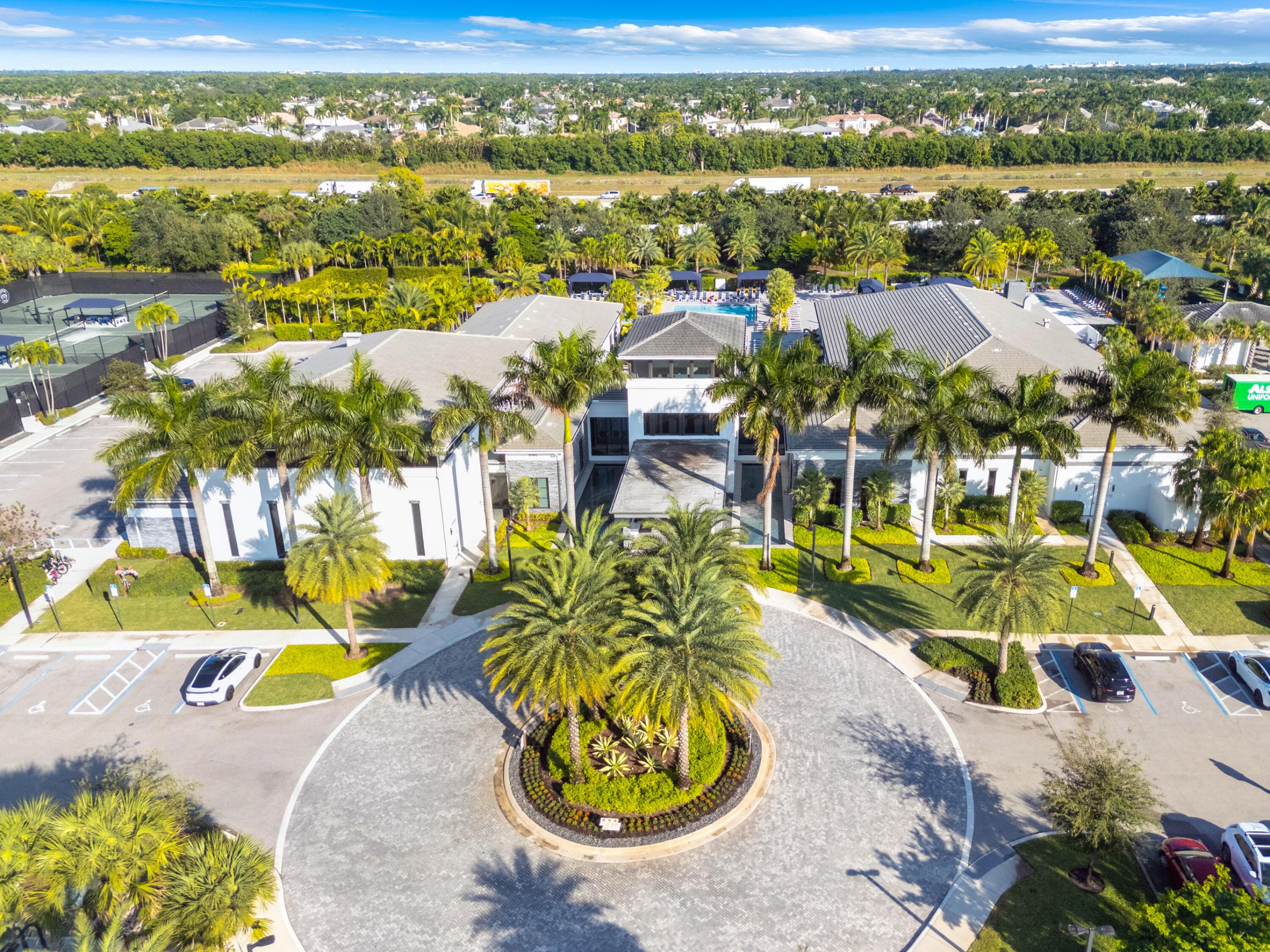 8281 Oceanus Drive, Boca Raton, FL 33496 — photo 6 of 52