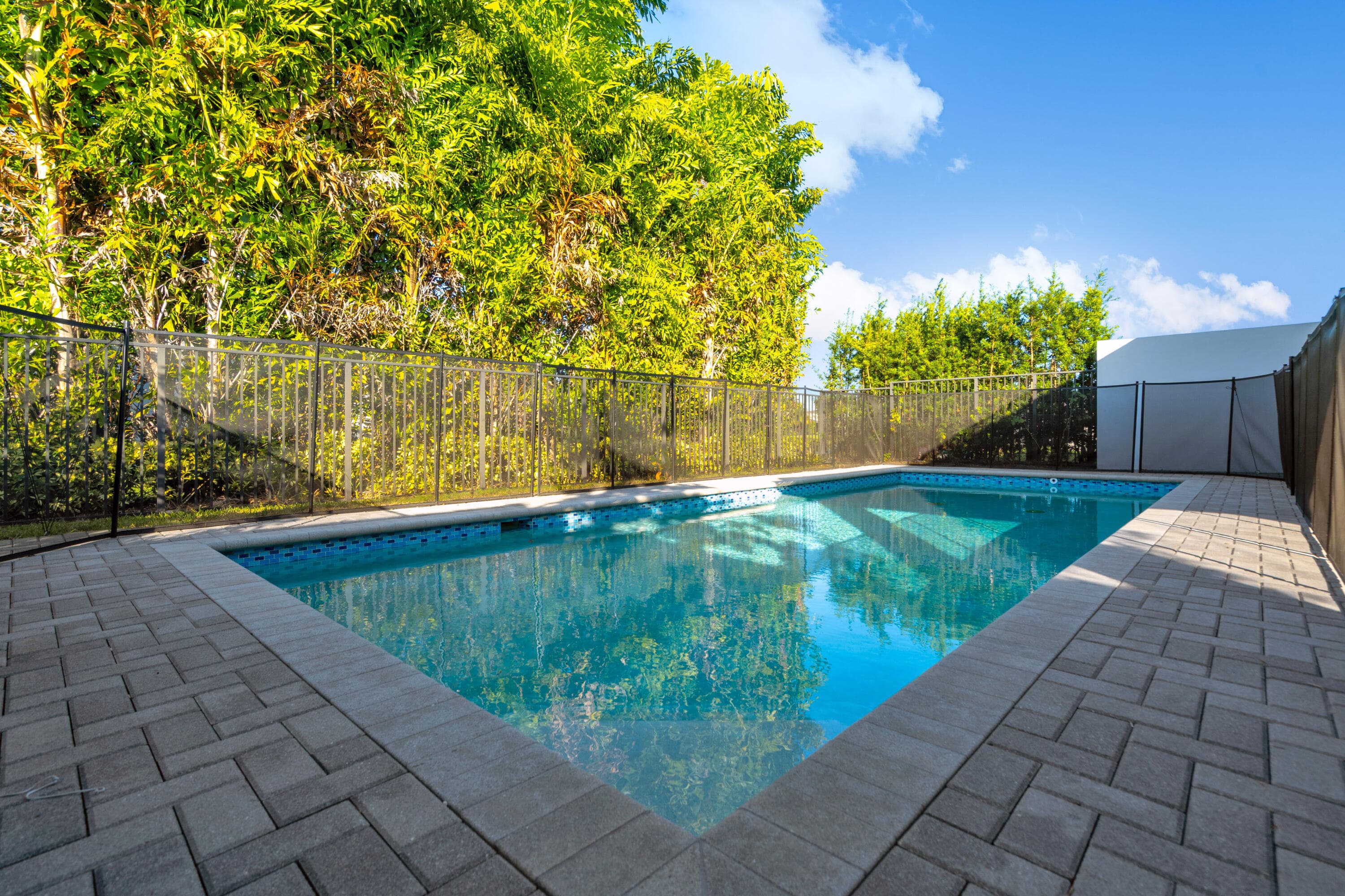 8281 Oceanus Drive, Boca Raton, FL 33496 — photo 22 of 52