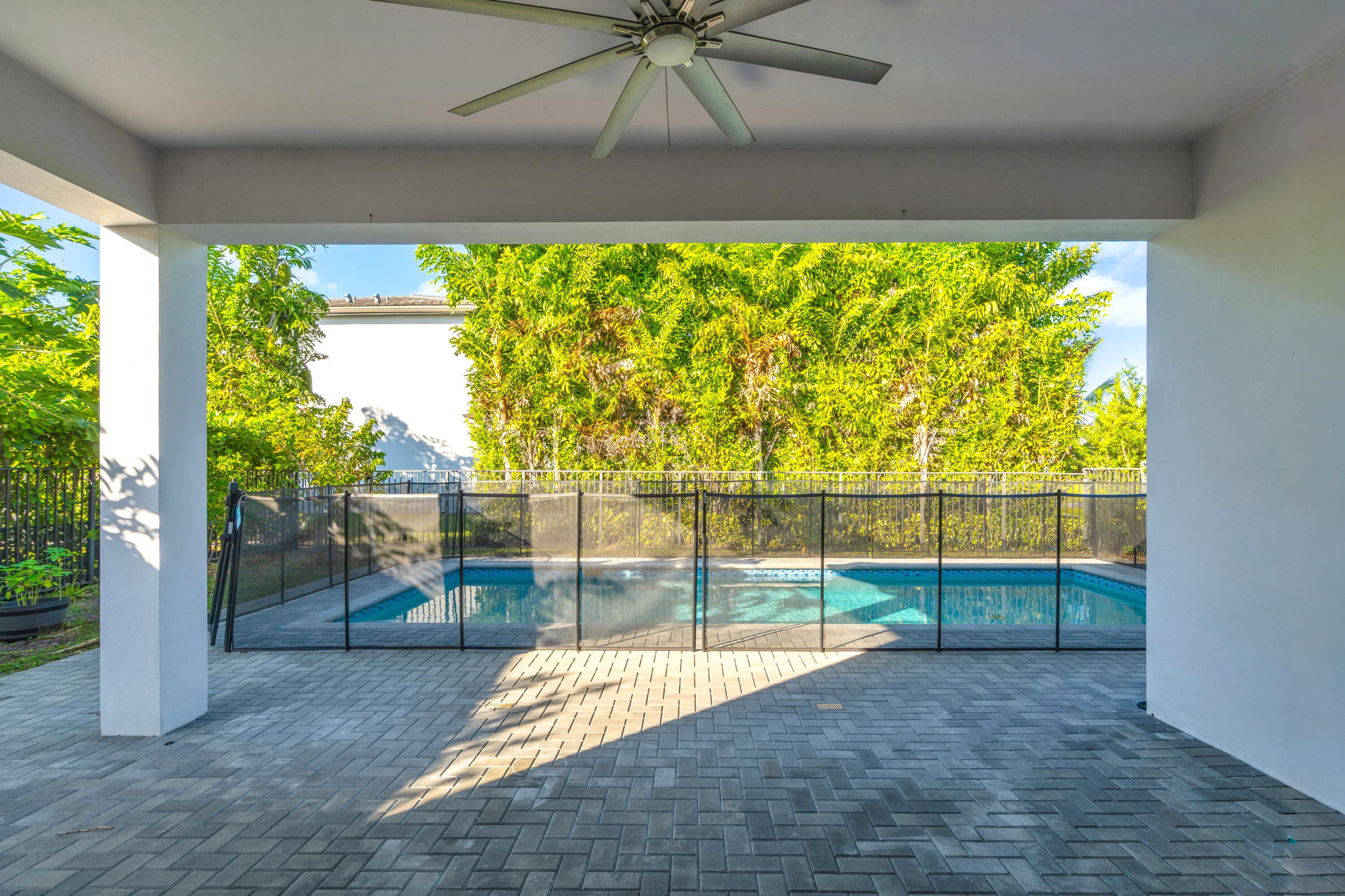 8281 Oceanus Drive, Boca Raton, FL 33496 — photo 24 of 52