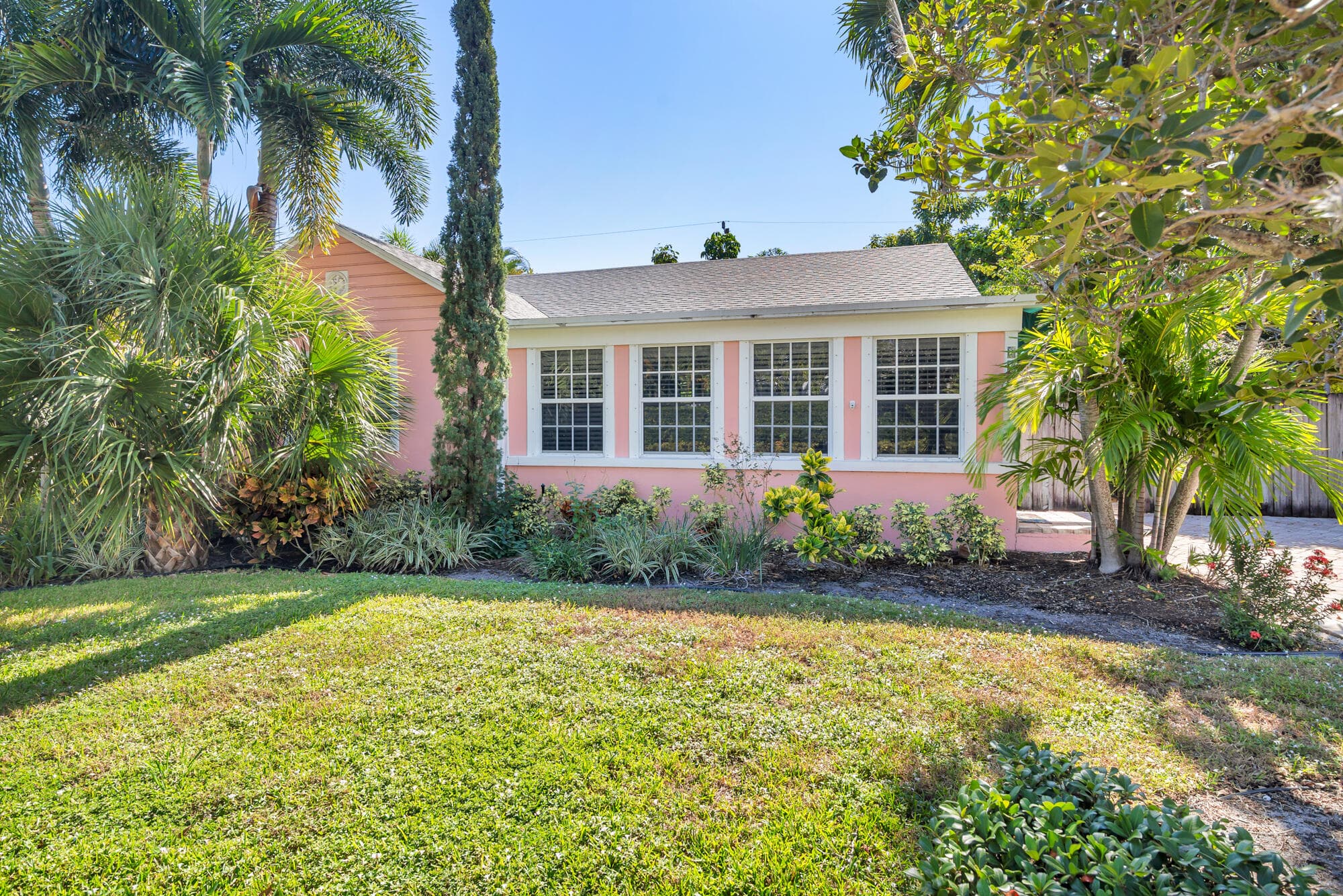 236 Avila Road, West Palm Beach, FL 33405 — photo 4 of 23