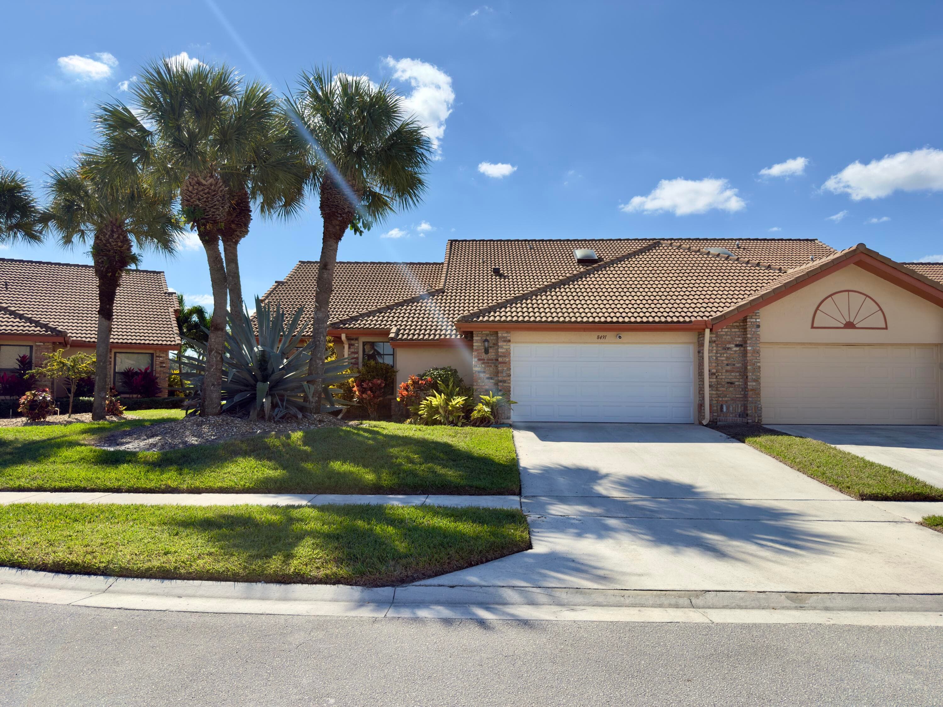 8491 Heather Place, Boynton Beach, FL 33472 — photo 2 of 50
