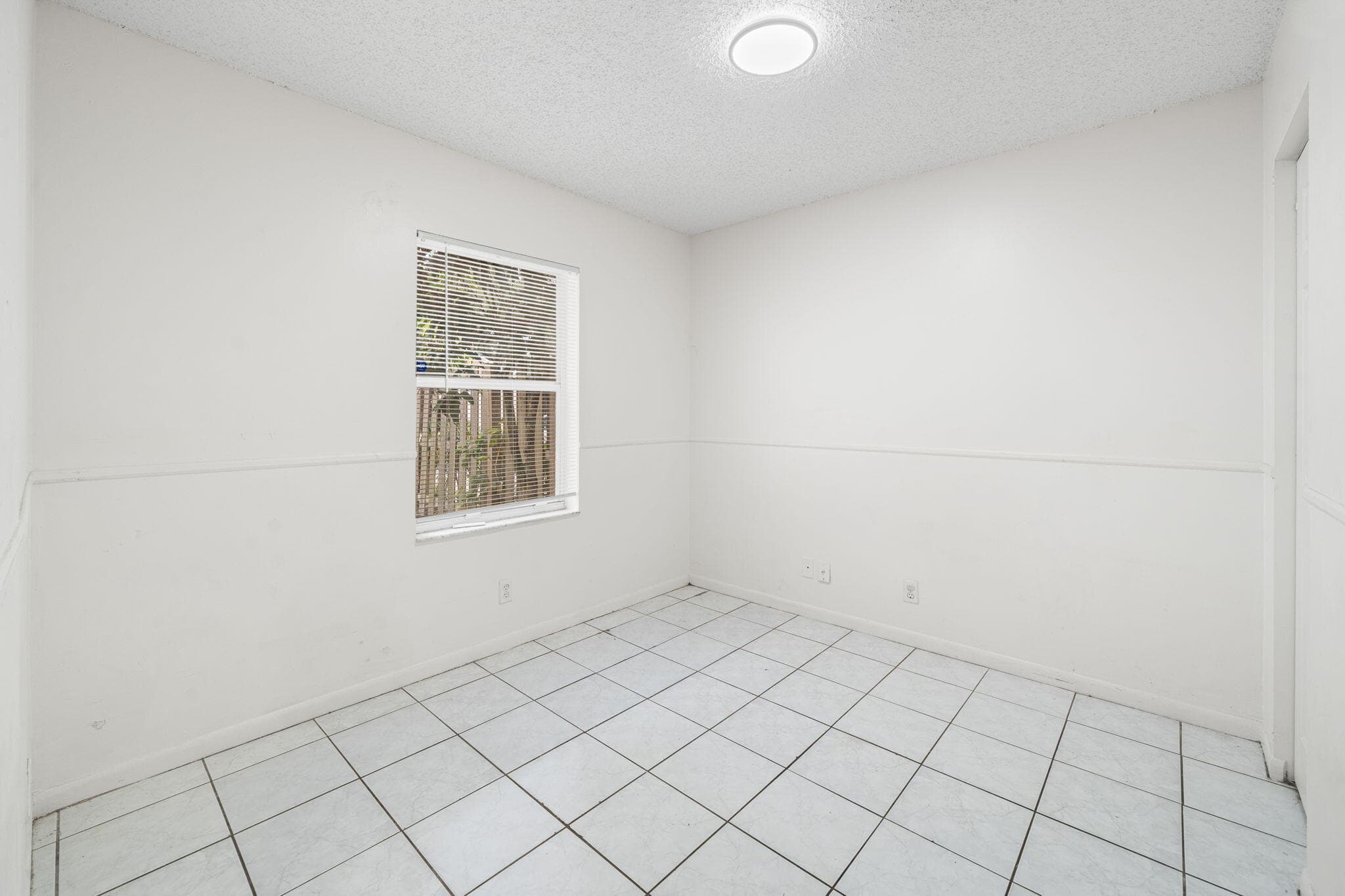 5072 Pine Abbey Drive S, West Palm Beach, FL 33415 — photo 3 of 19