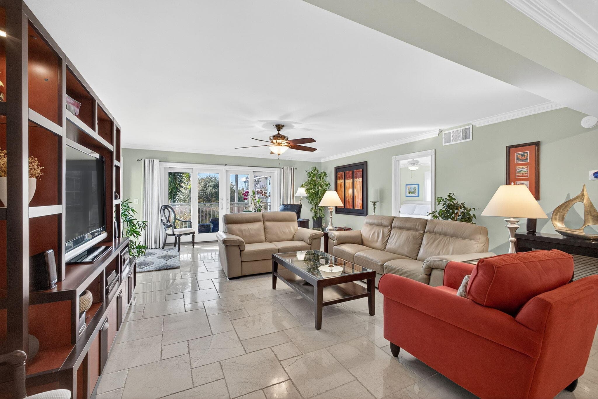 129 S Golfview Road 7, Lake Worth Beach, FL 33460 — photo 3 of 79