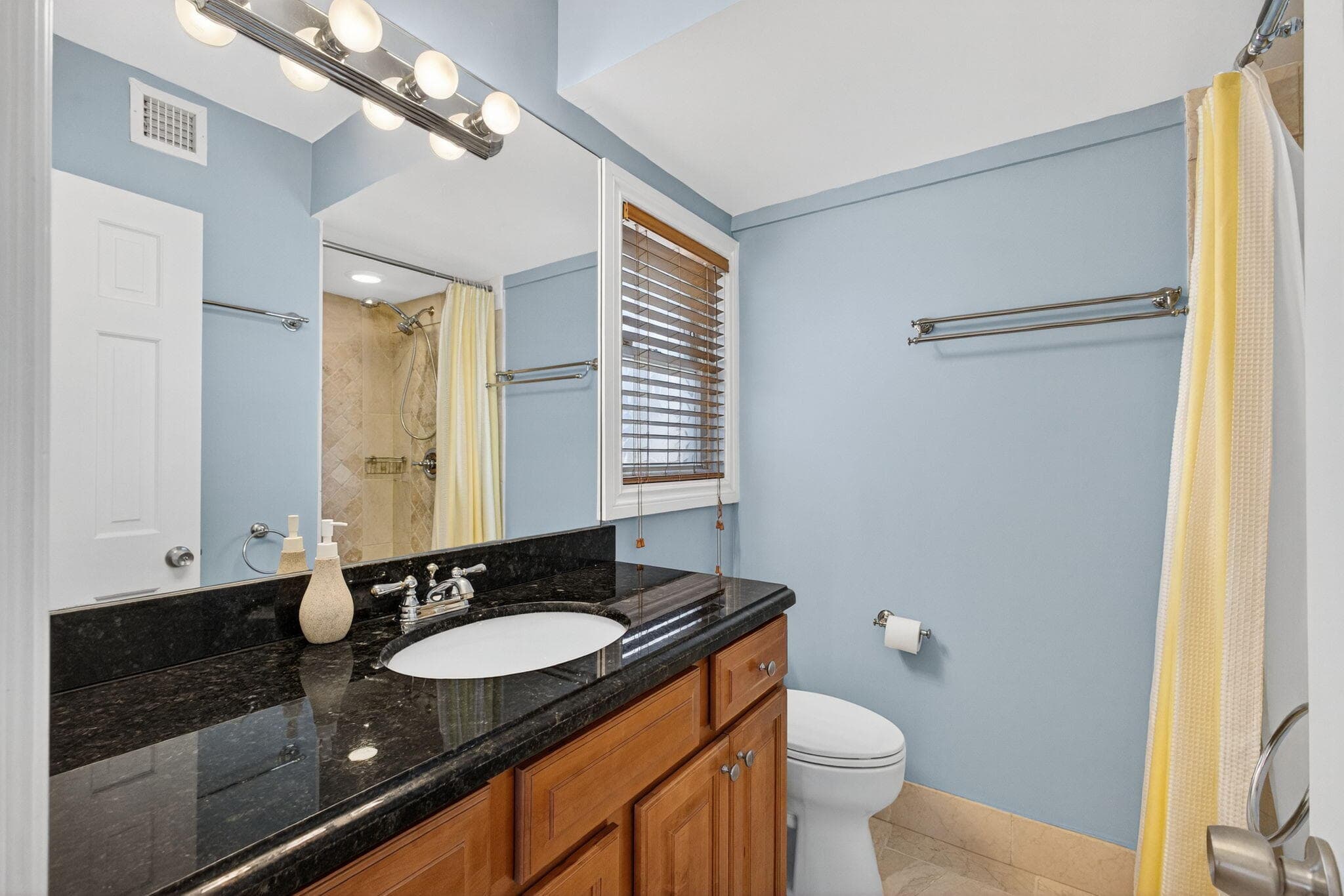 129 S Golfview Road 7, Lake Worth Beach, FL 33460 — photo 21 of 79