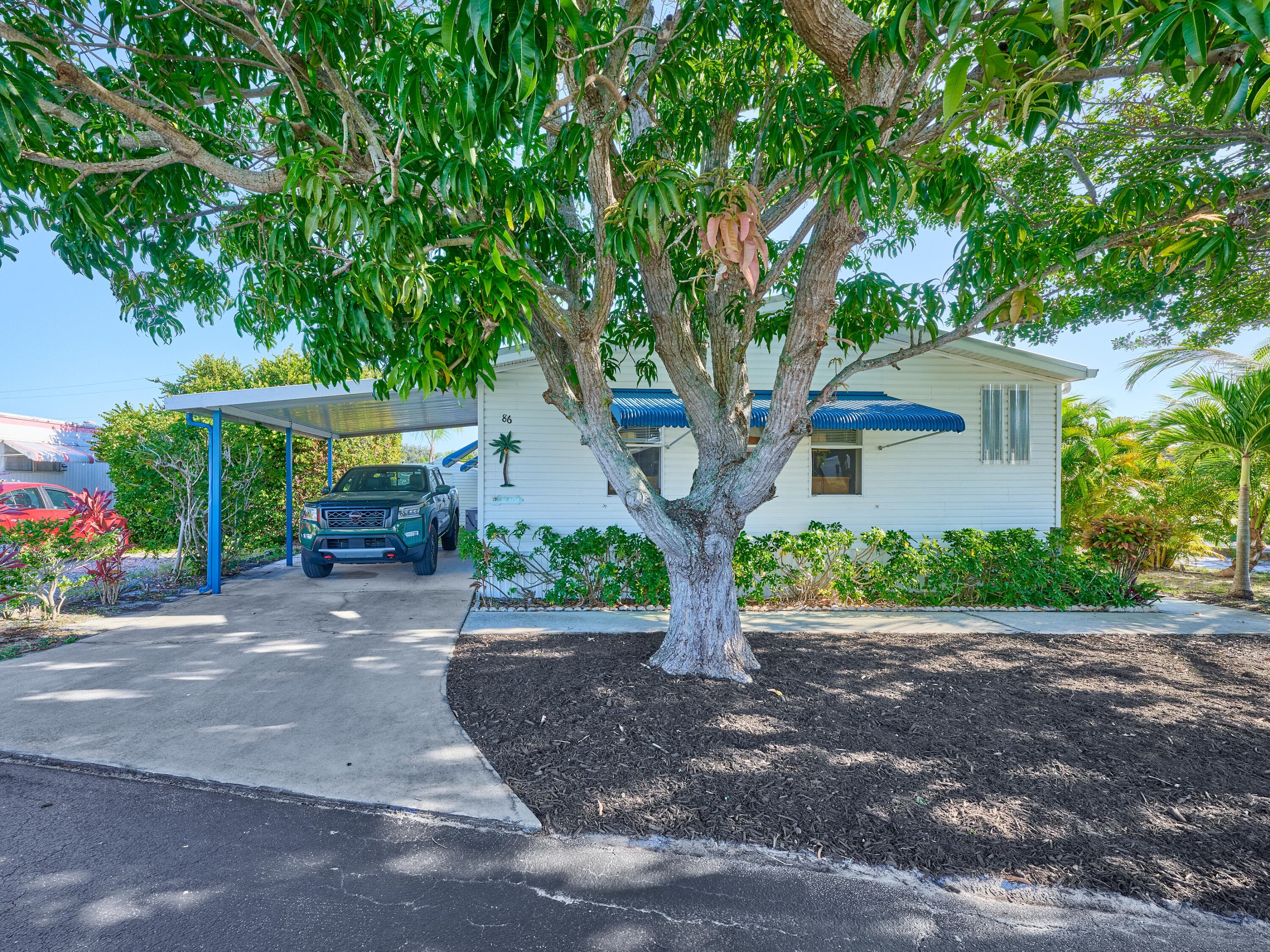 11055 SE Federal Highway 86, Hobe Sound, FL 33455 — photo 2 of 46