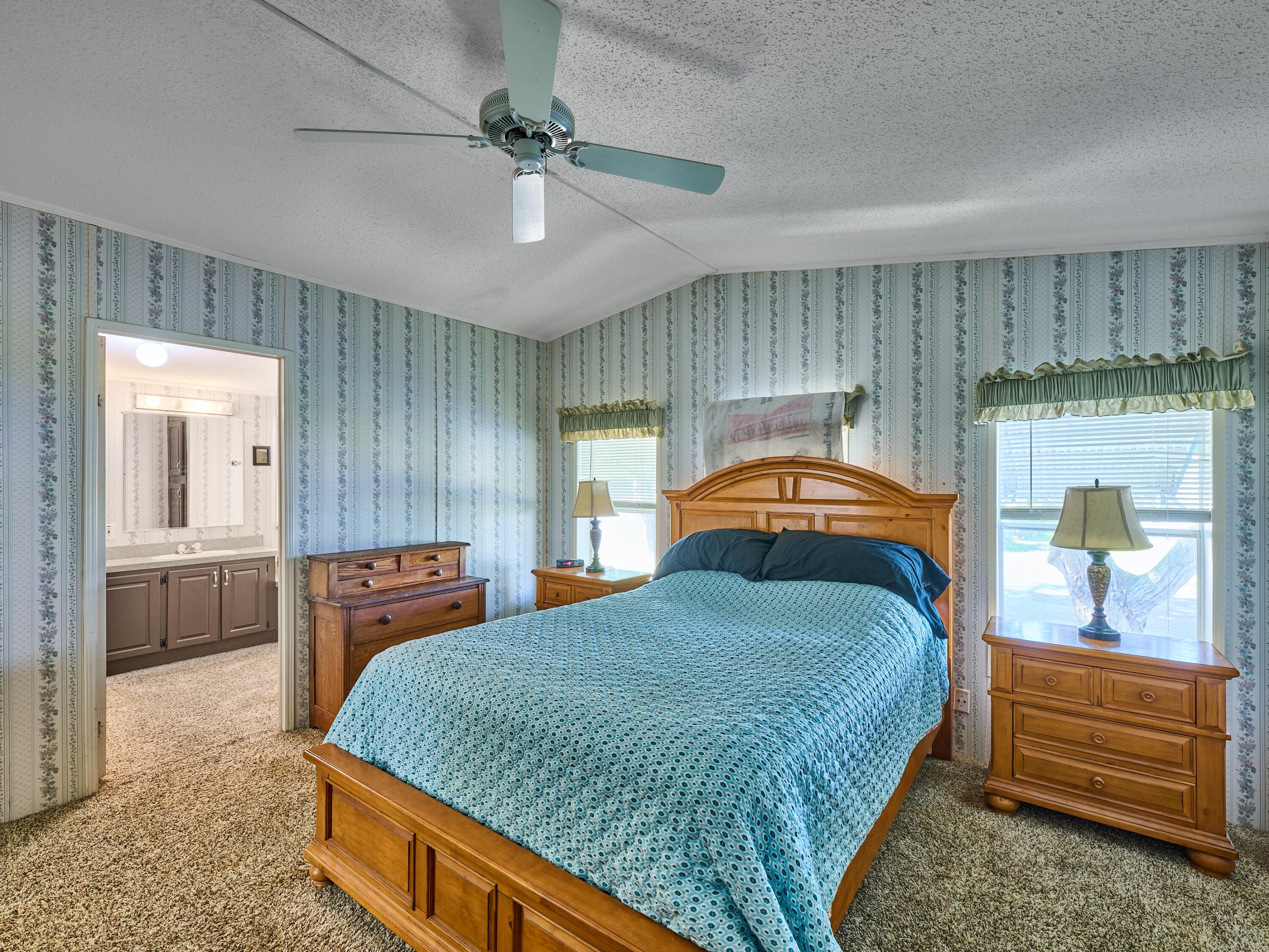 11055 SE Federal Highway 86, Hobe Sound, FL 33455 — photo 23 of 46