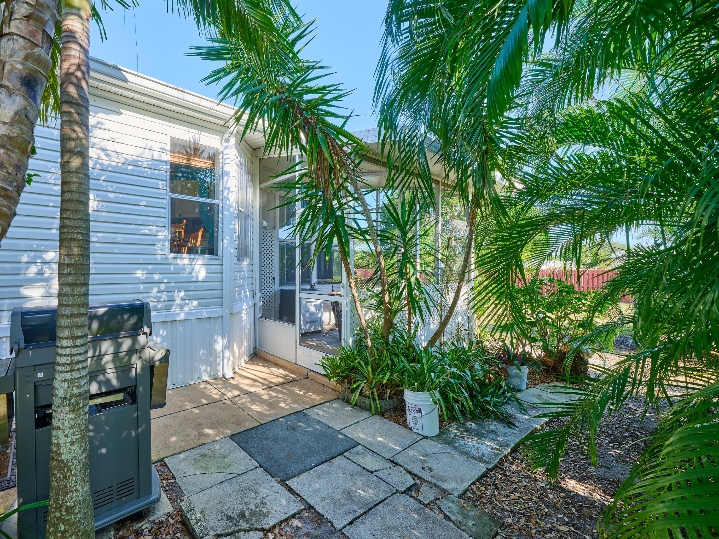 11055 SE Federal Highway 86, Hobe Sound, FL 33455 — photo 35 of 46