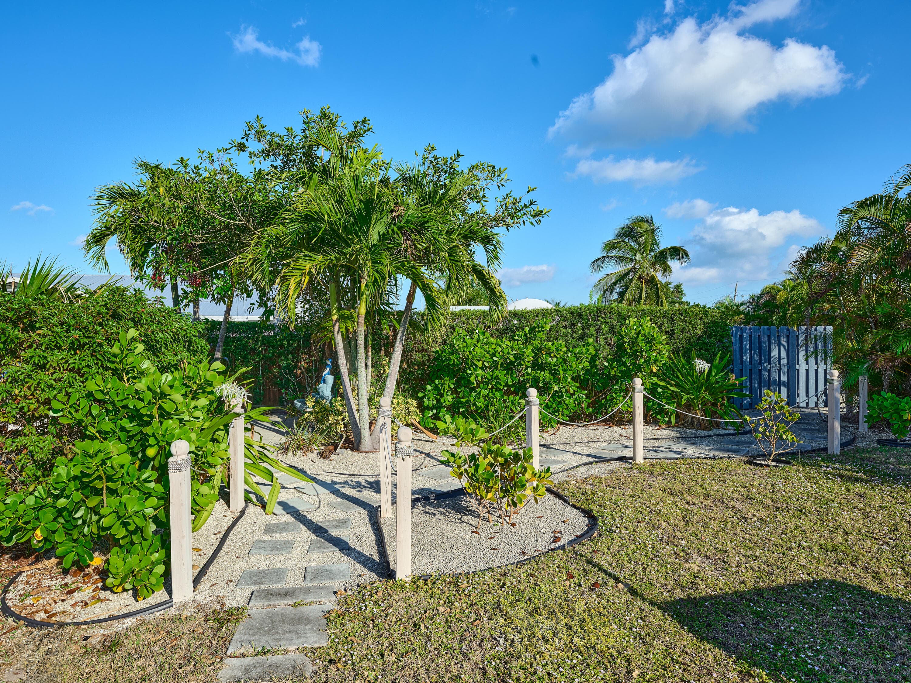 11055 SE Federal Highway 86, Hobe Sound, FL 33455 — photo 42 of 46