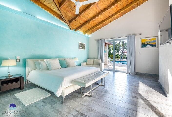 16 Los Lagos — photo 4 of 20