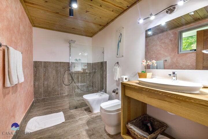 16 Los Lagos — photo 20 of 20