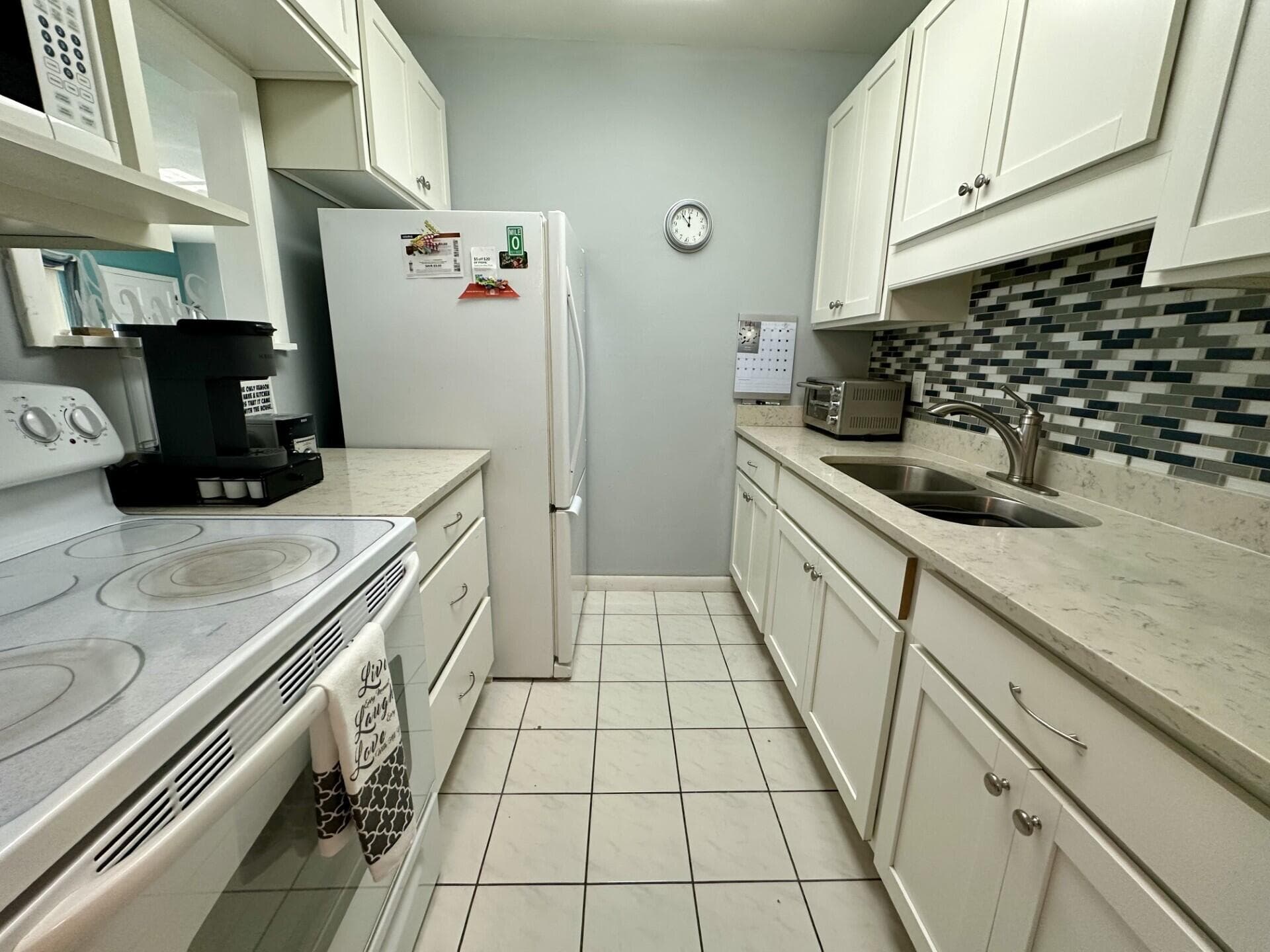 1001 NE 8th Avenue 102, Delray Beach, FL 33483 — photo 8 of 23