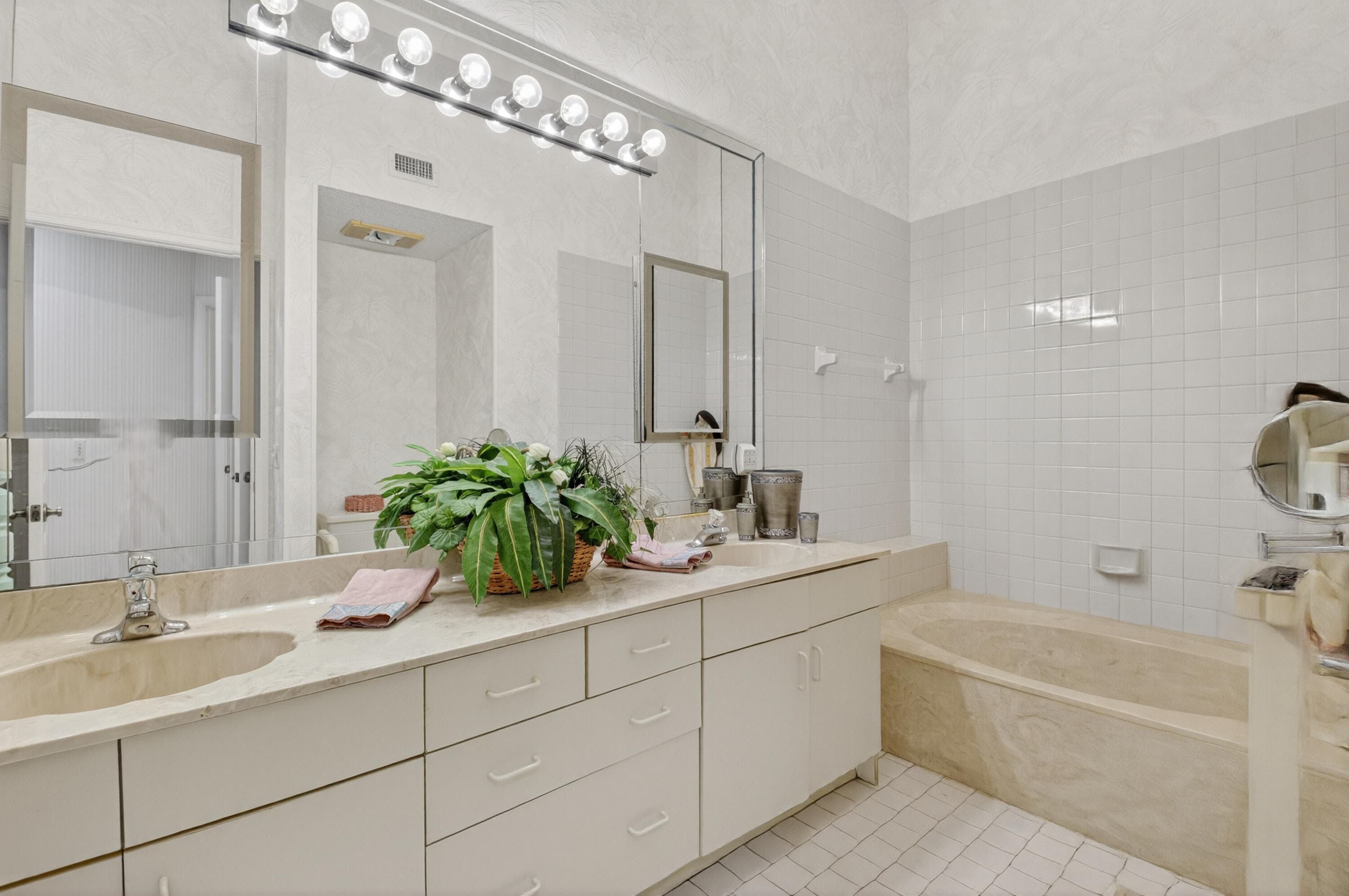 7972 Lexington Club Boulevard A, Delray Beach, FL 33446 — photo 21 of 69