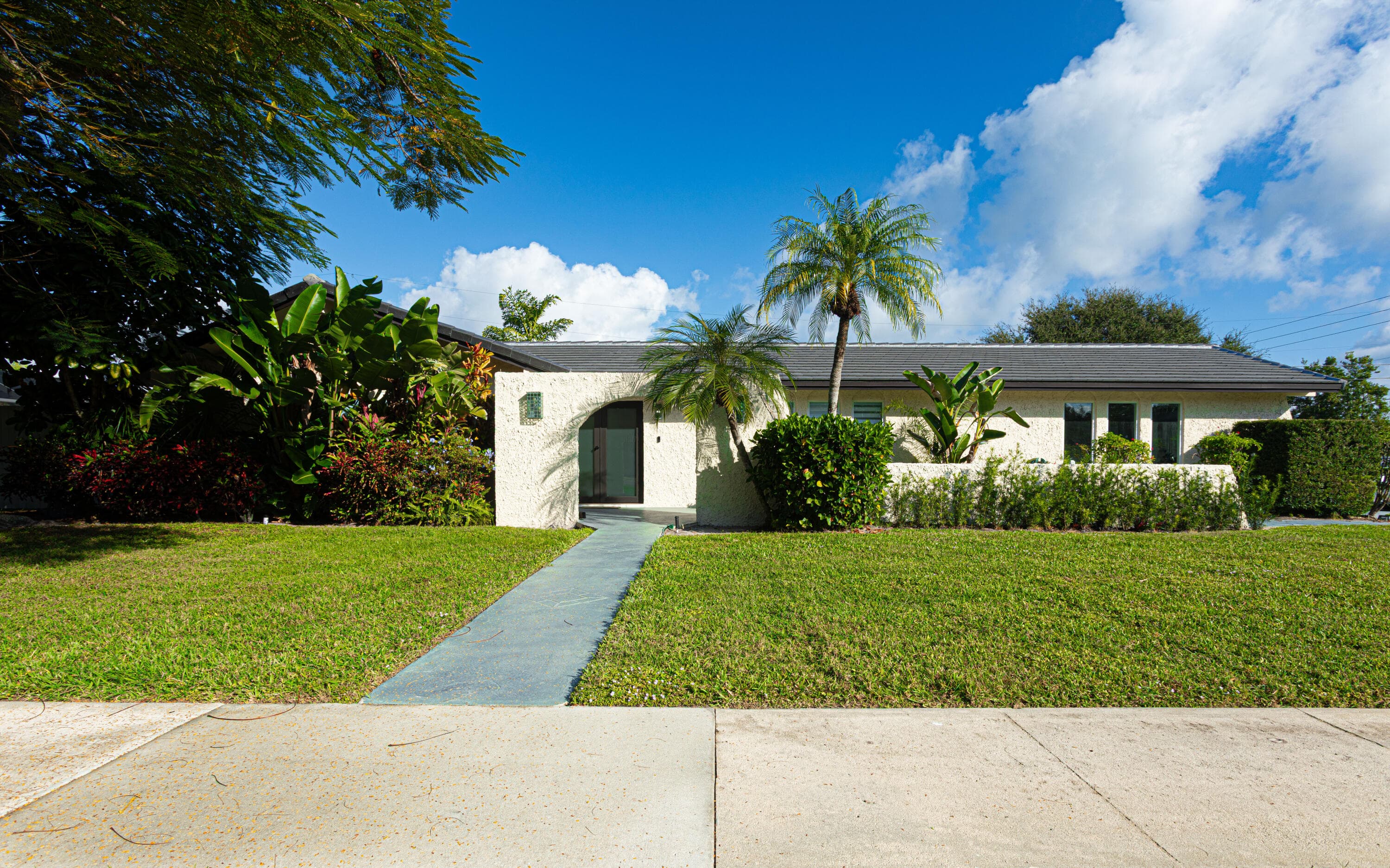 2013 Ardley Road, North Palm Beach, FL 33408 — photo 1 of 67
