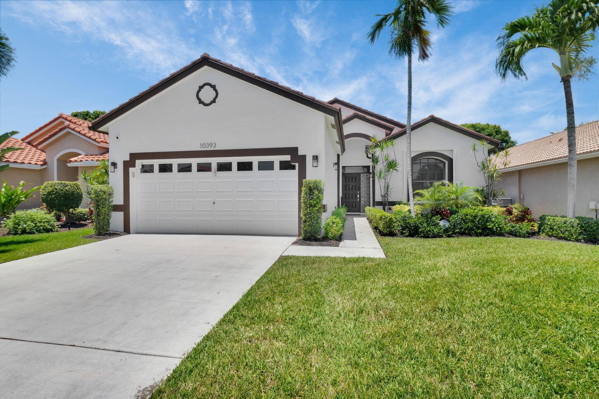 10393 Lexington Circle S, Boynton Beach, FL 33436 — photo 1 of 52