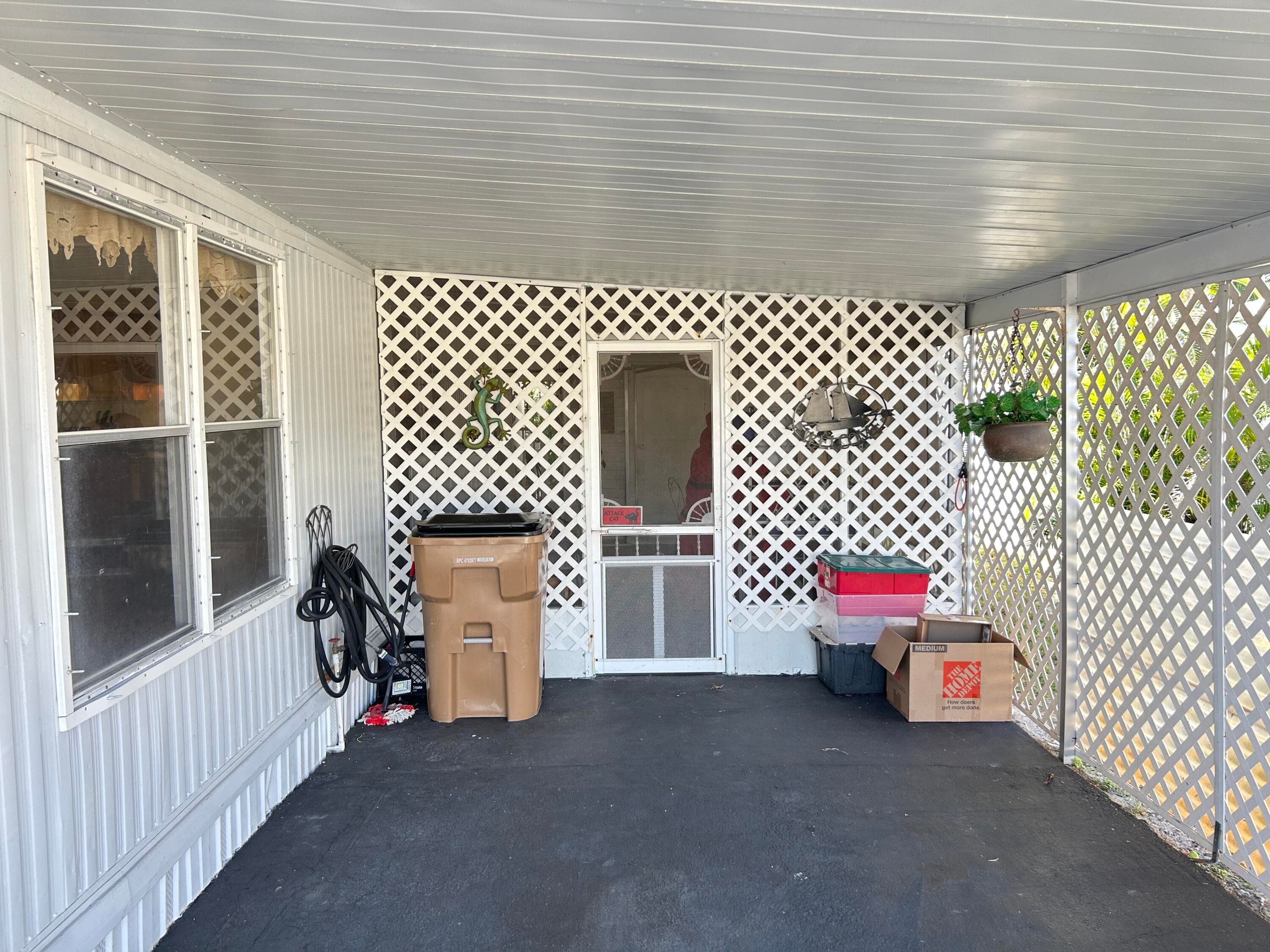 425 E Bougainvillea Drive, Deerfield Beach, FL 33442 — photo 11 of 42