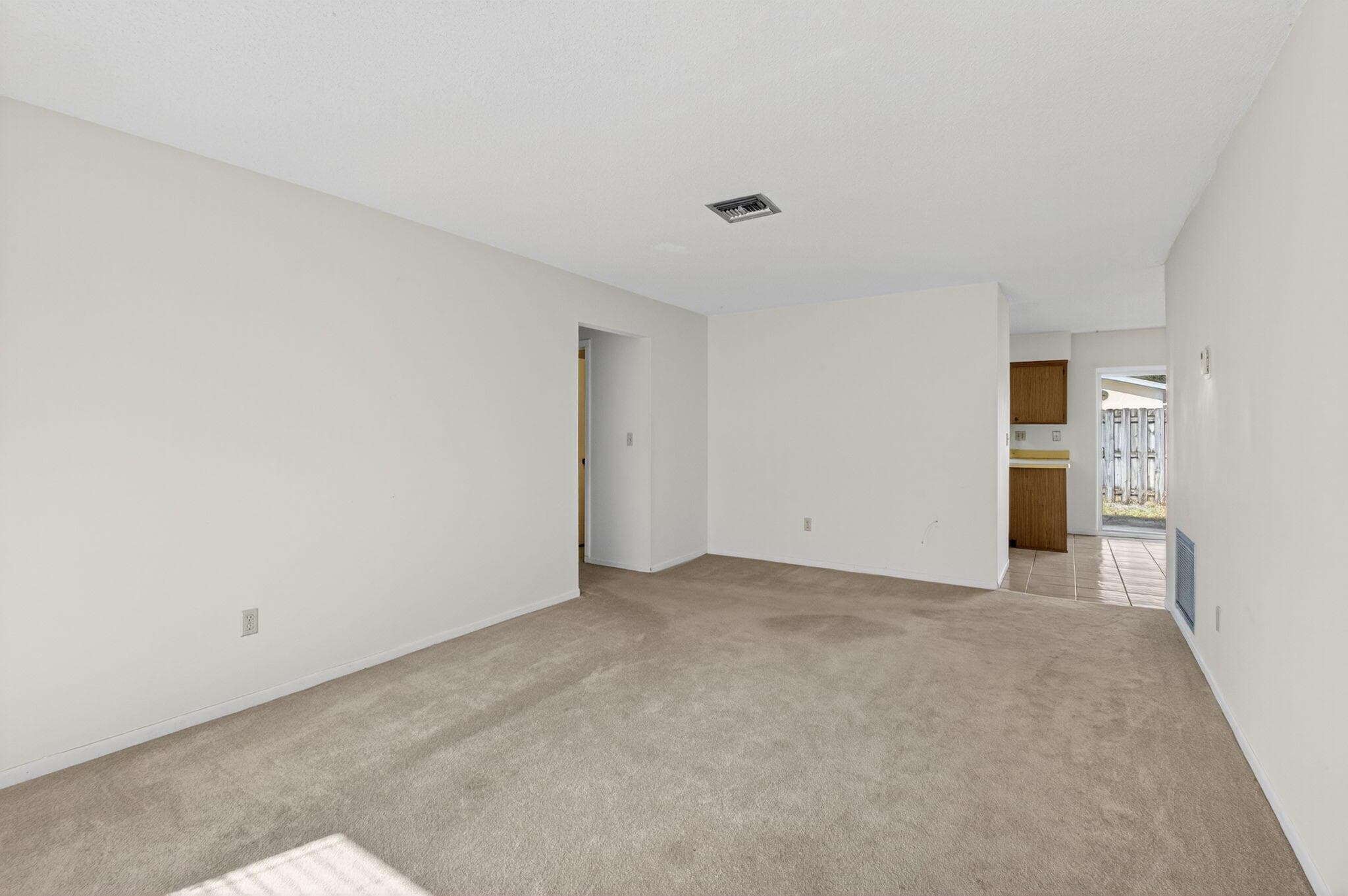 1601 NW 5th Street, Boca Raton, FL 33486 — photo 3 of 33