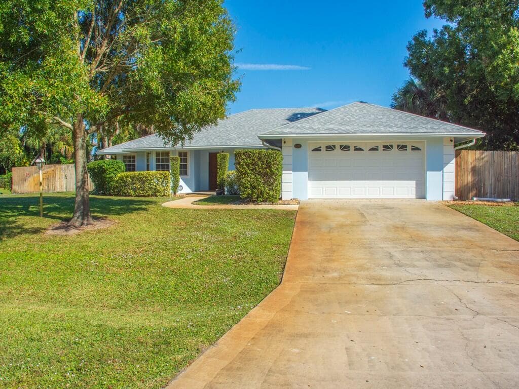 6130 60th Court, Vero Beach, FL 32967 — photo 1 of 53