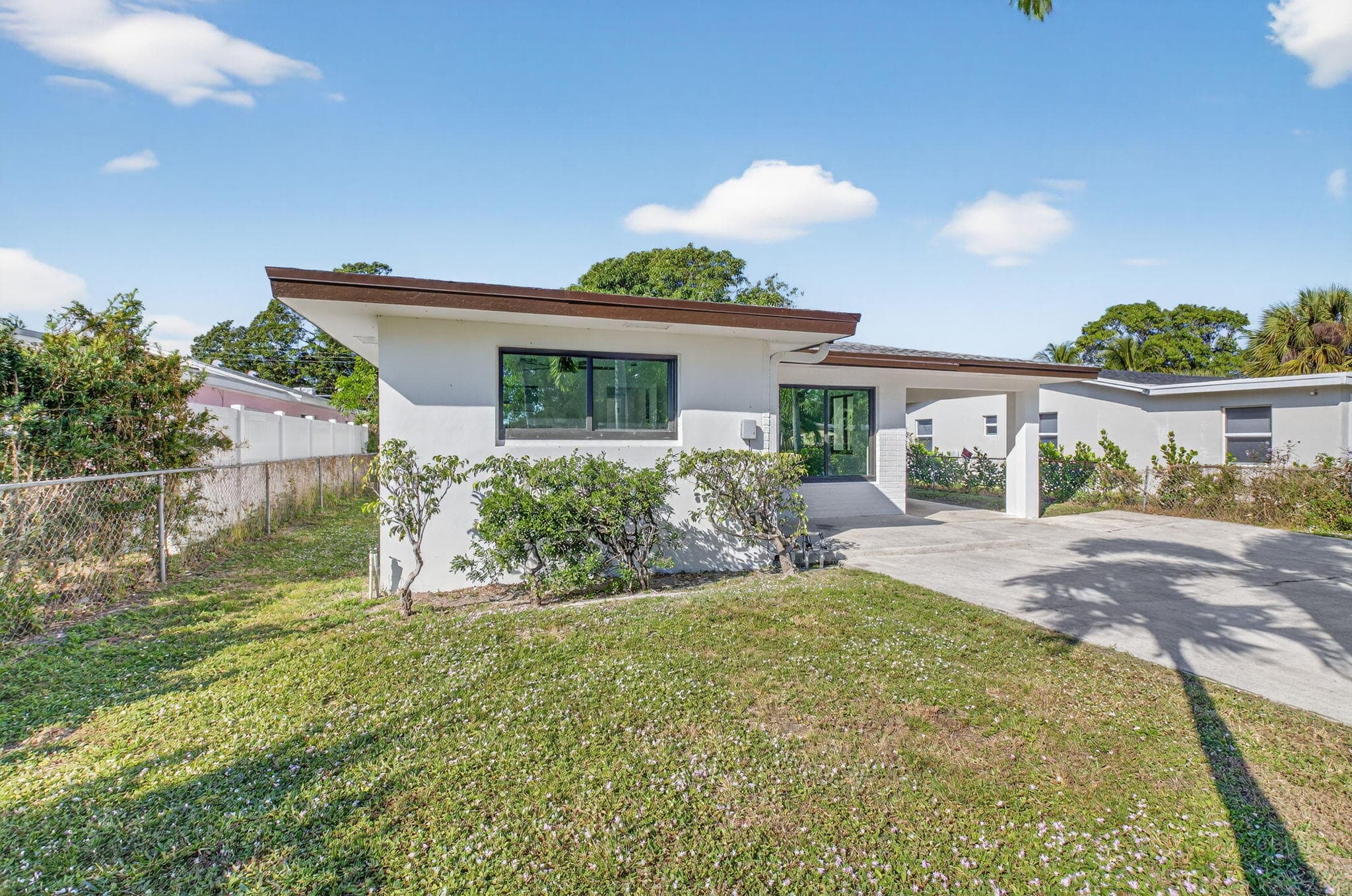 122 SW 9th Avenue, Delray Beach, FL 33444 — photo 3 of 32