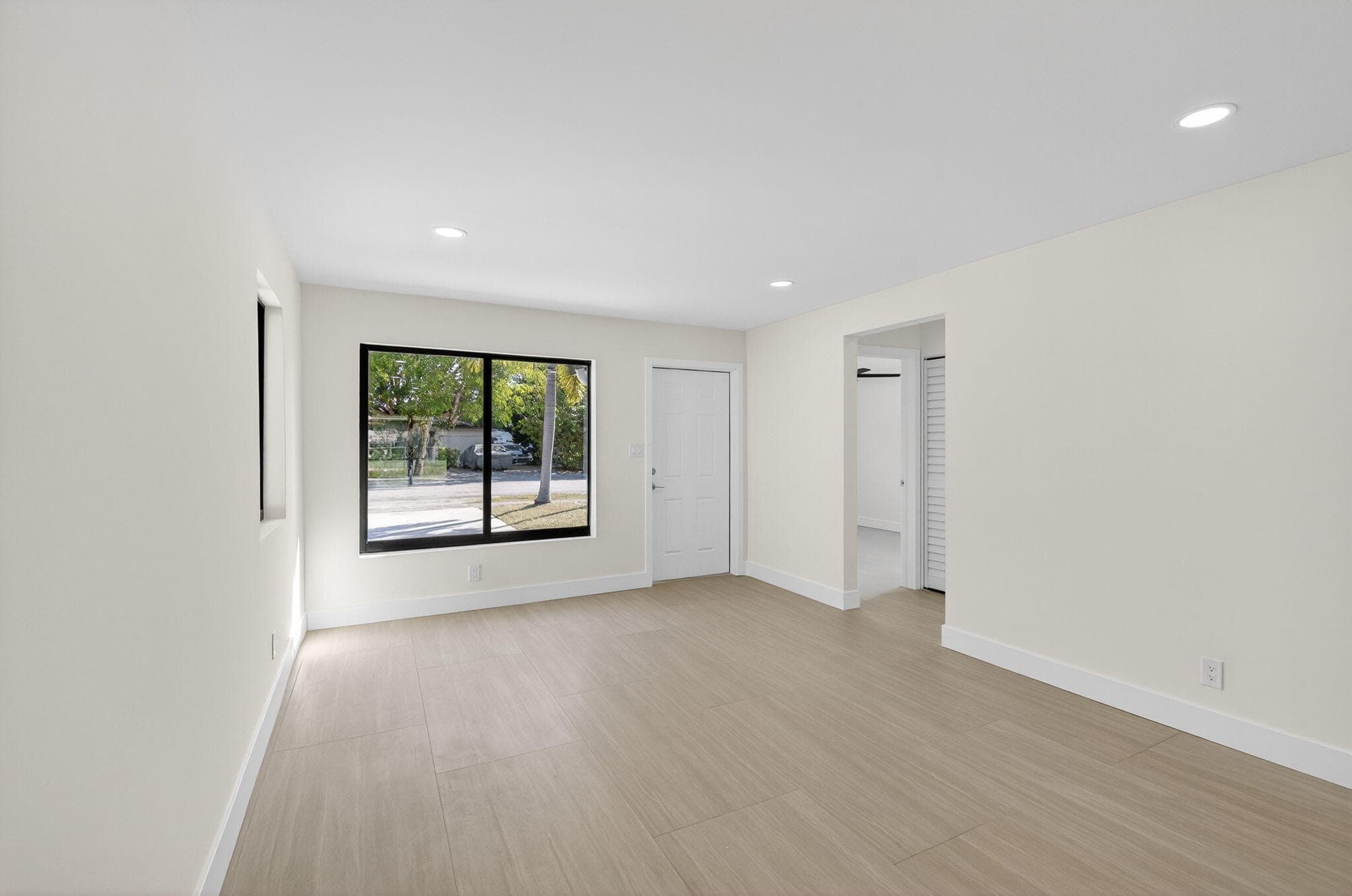 122 SW 9th Avenue, Delray Beach, FL 33444 — photo 6 of 32