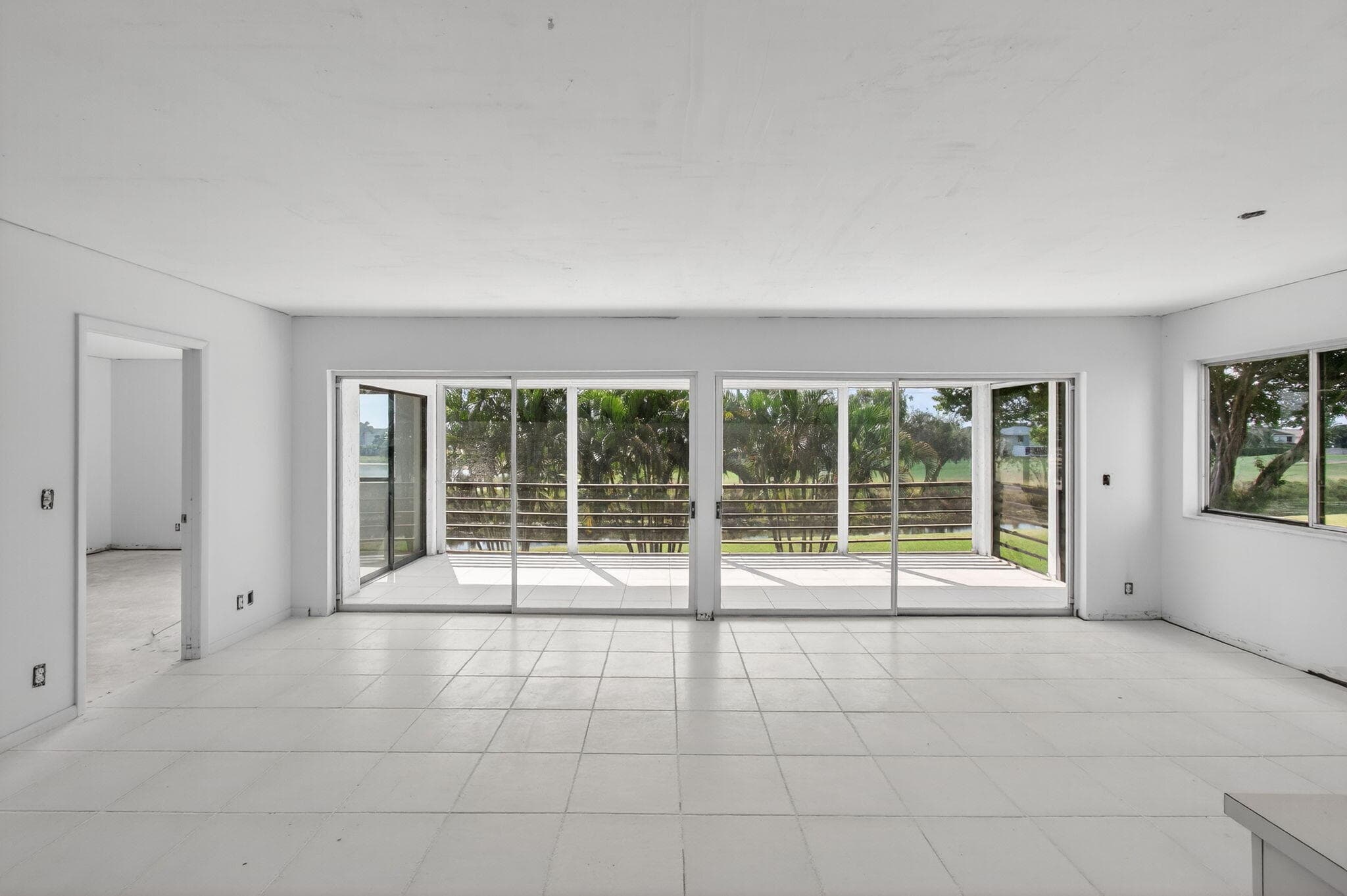 5771 Fairway Park Court 205, Boynton Beach, FL 33437 — photo 5 of 40
