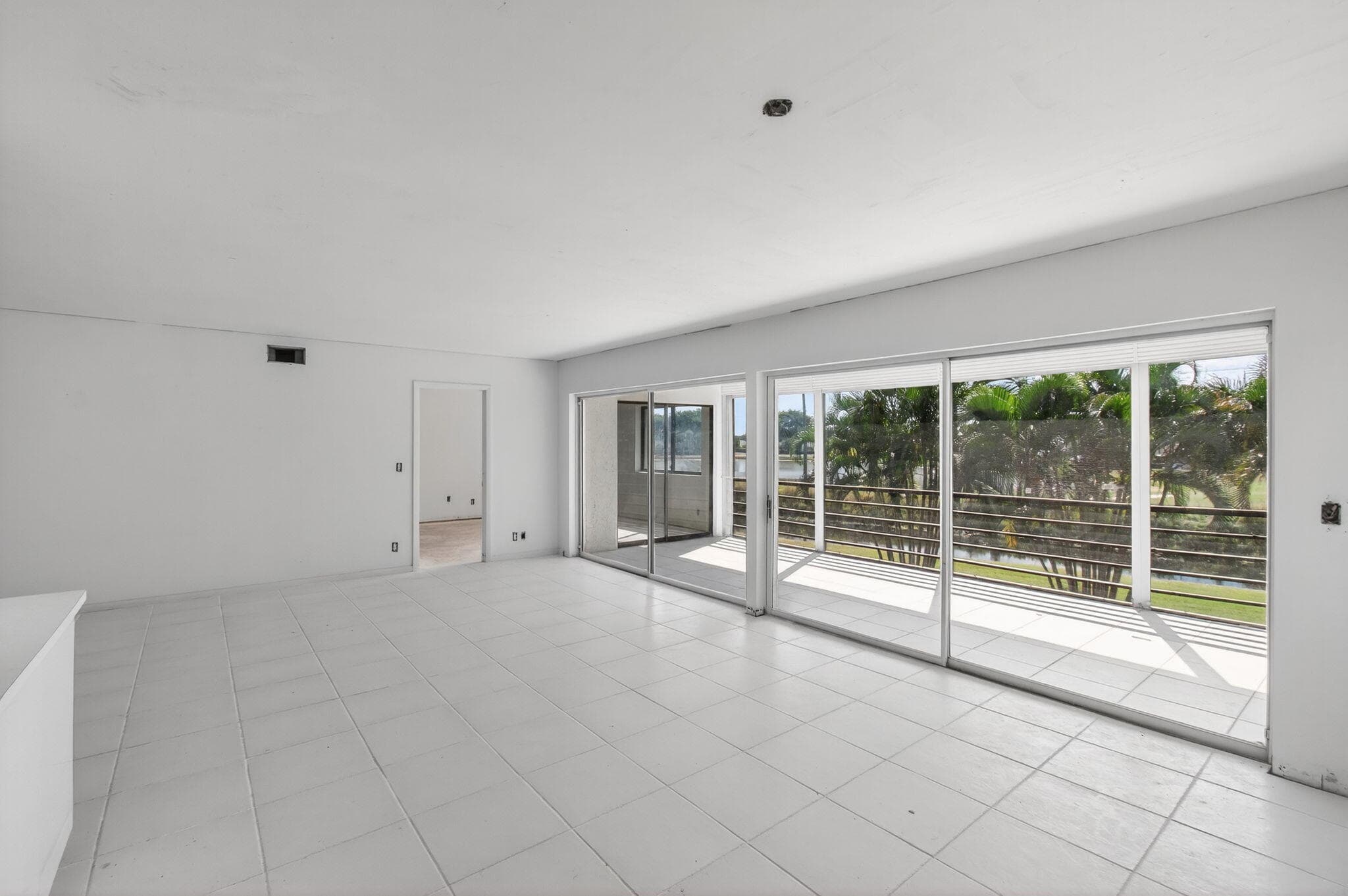 5771 Fairway Park Court 205, Boynton Beach, FL 33437 — photo 6 of 40