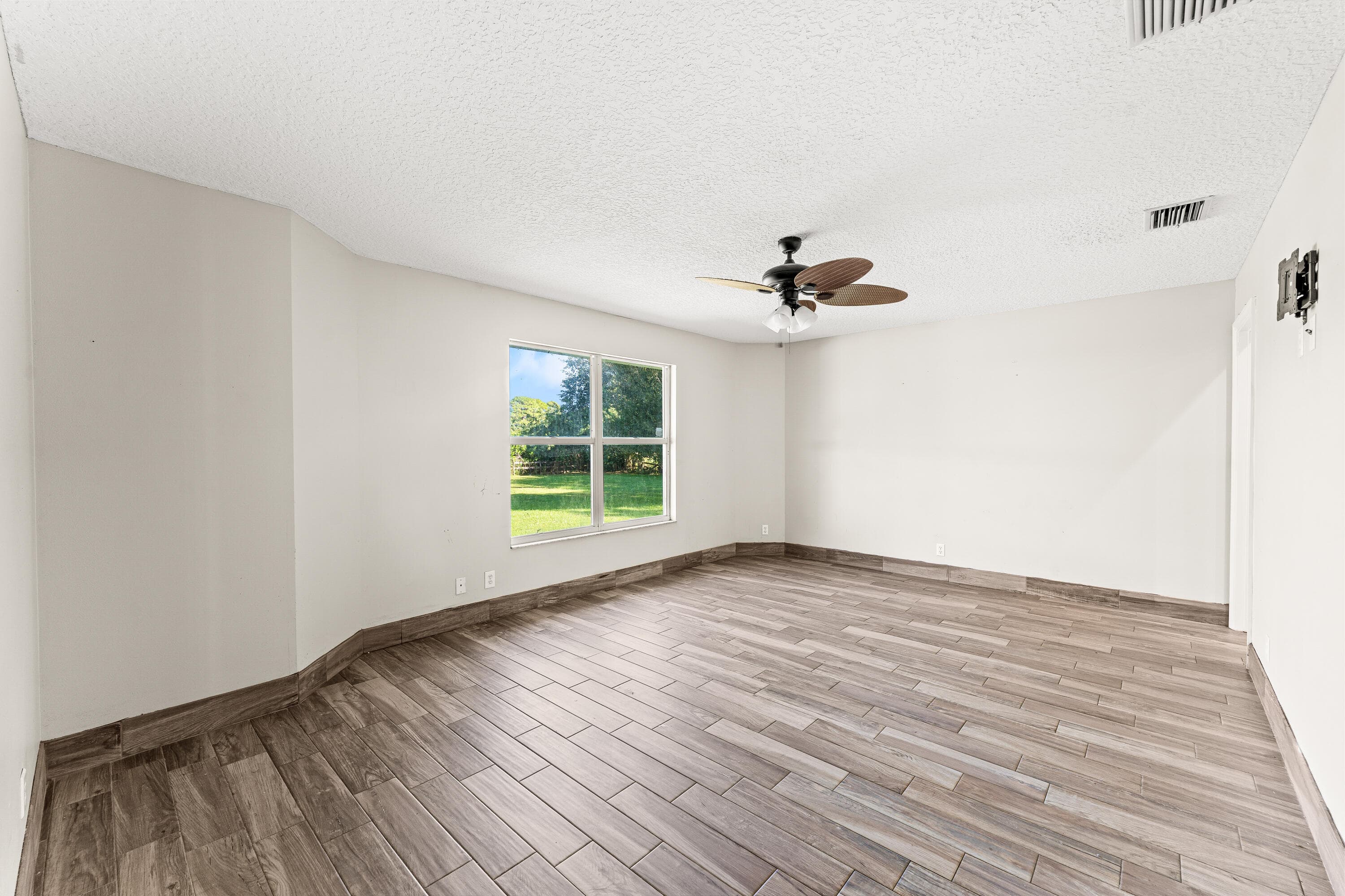 13587 76th Road N, The Acreage, FL 33412 — photo 11 of 43