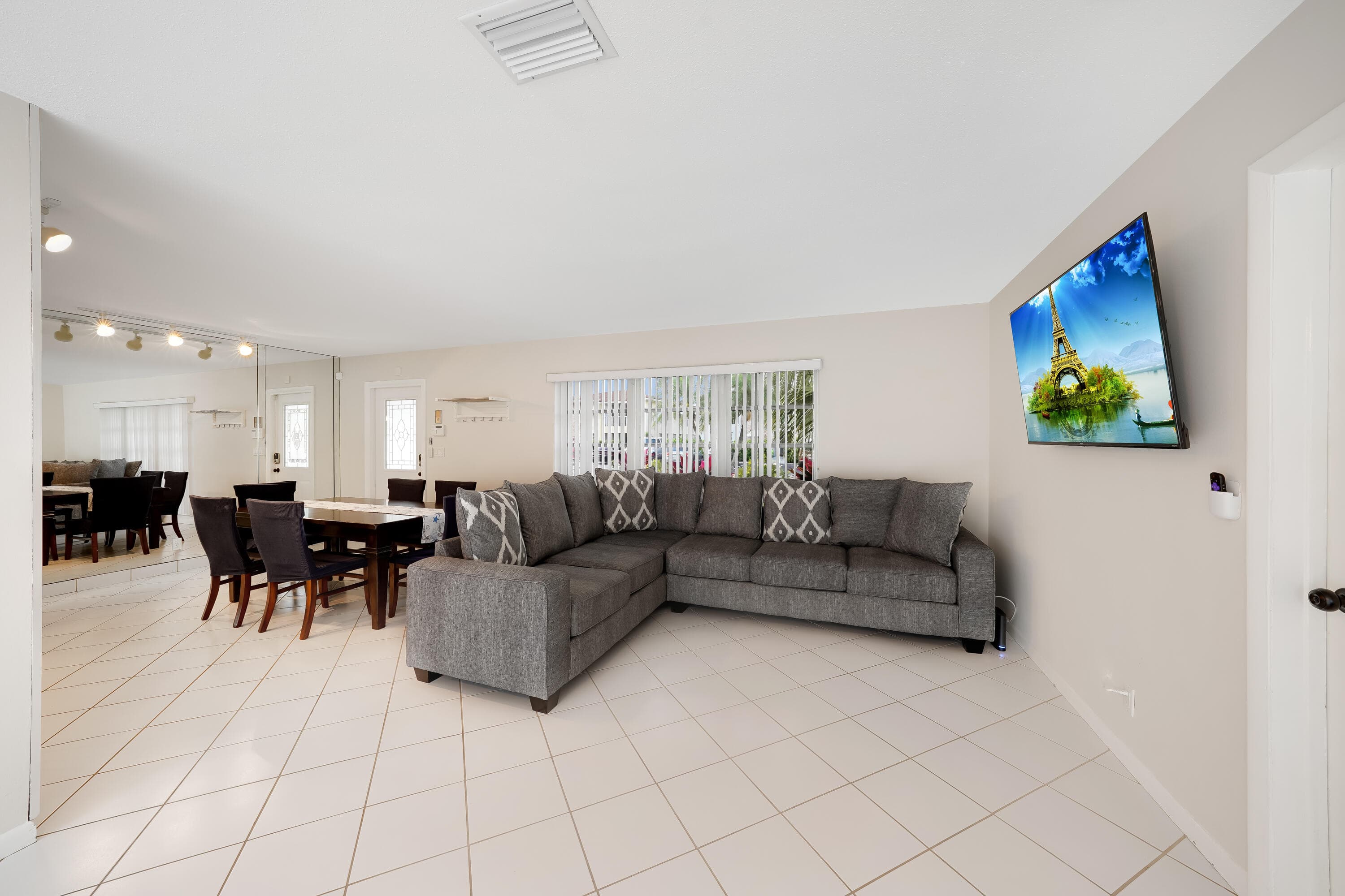 2102 NE 68th Street, Fort Lauderdale, FL 33308 — photo 11 of 18