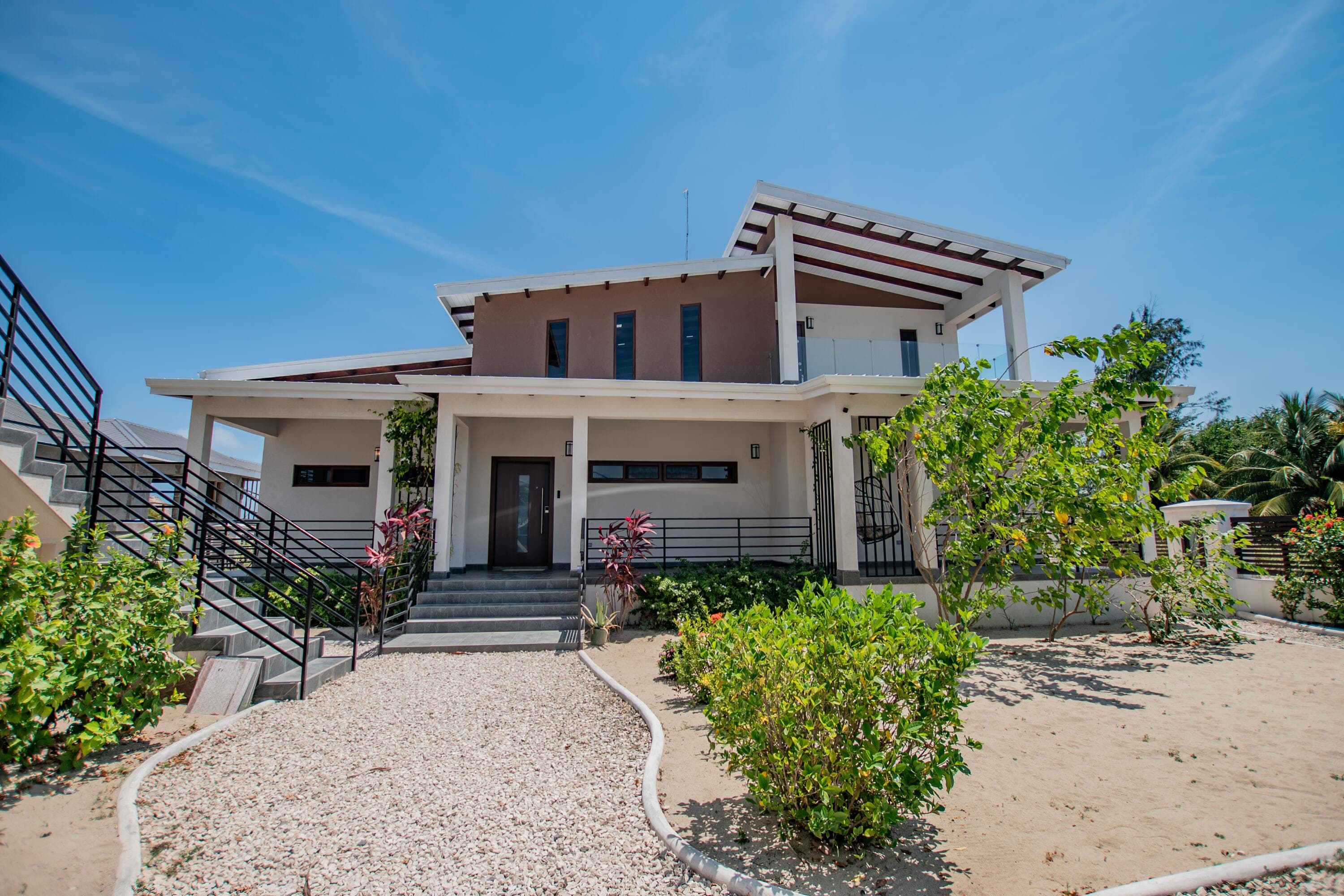 238 Placencia Road — photo 1 of 22