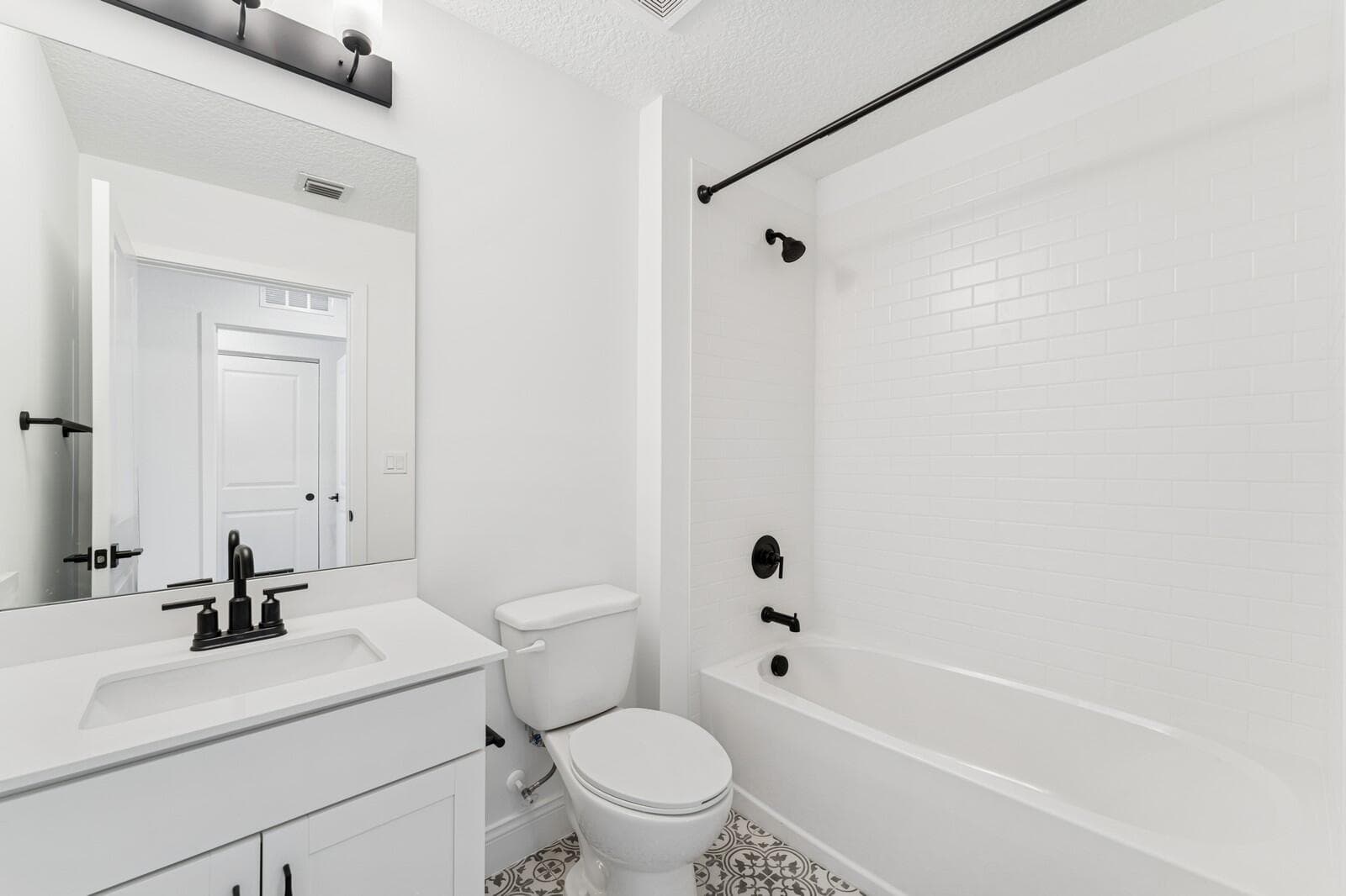 174 SE Birch Terrace 207, Stuart, FL 34997 — photo 17 of 30