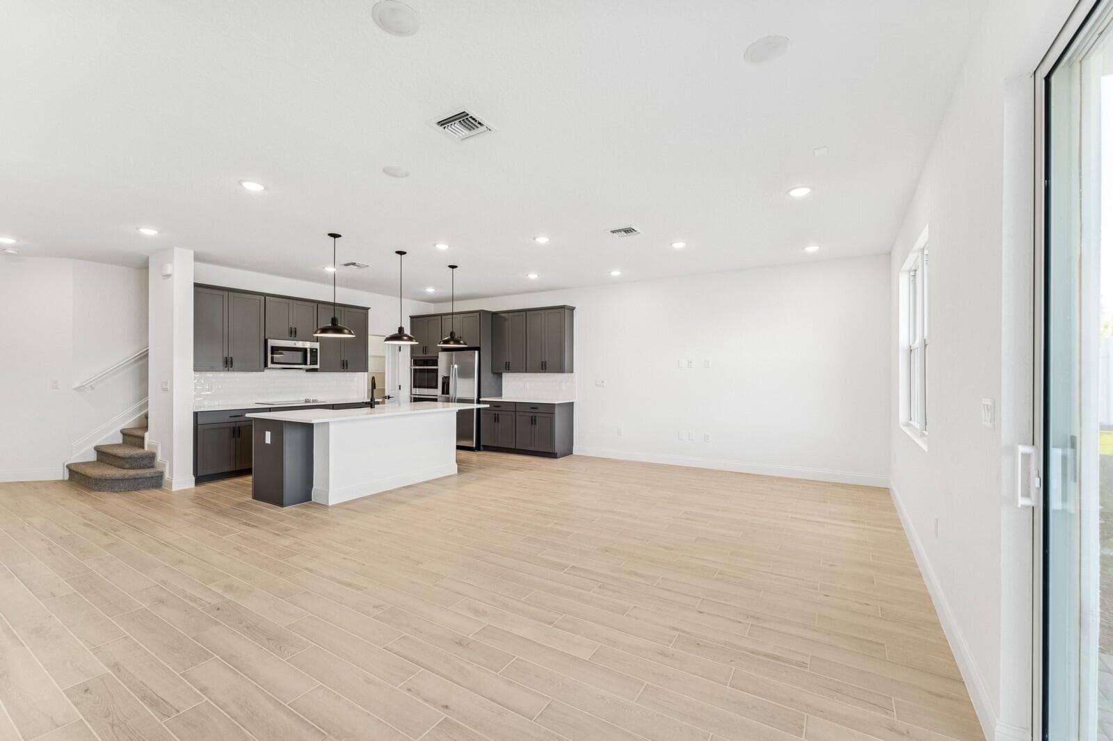 172 SE Birch Terrace 206, Stuart, FL 34997 — photo 12 of 38