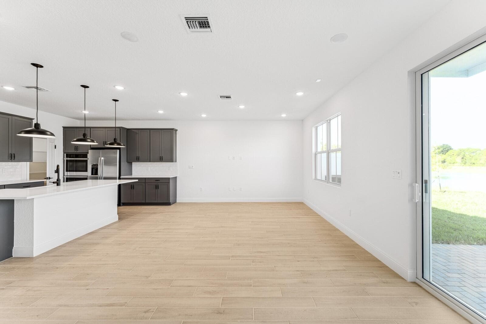172 SE Birch Terrace 206, Stuart, FL 34997 — photo 14 of 38