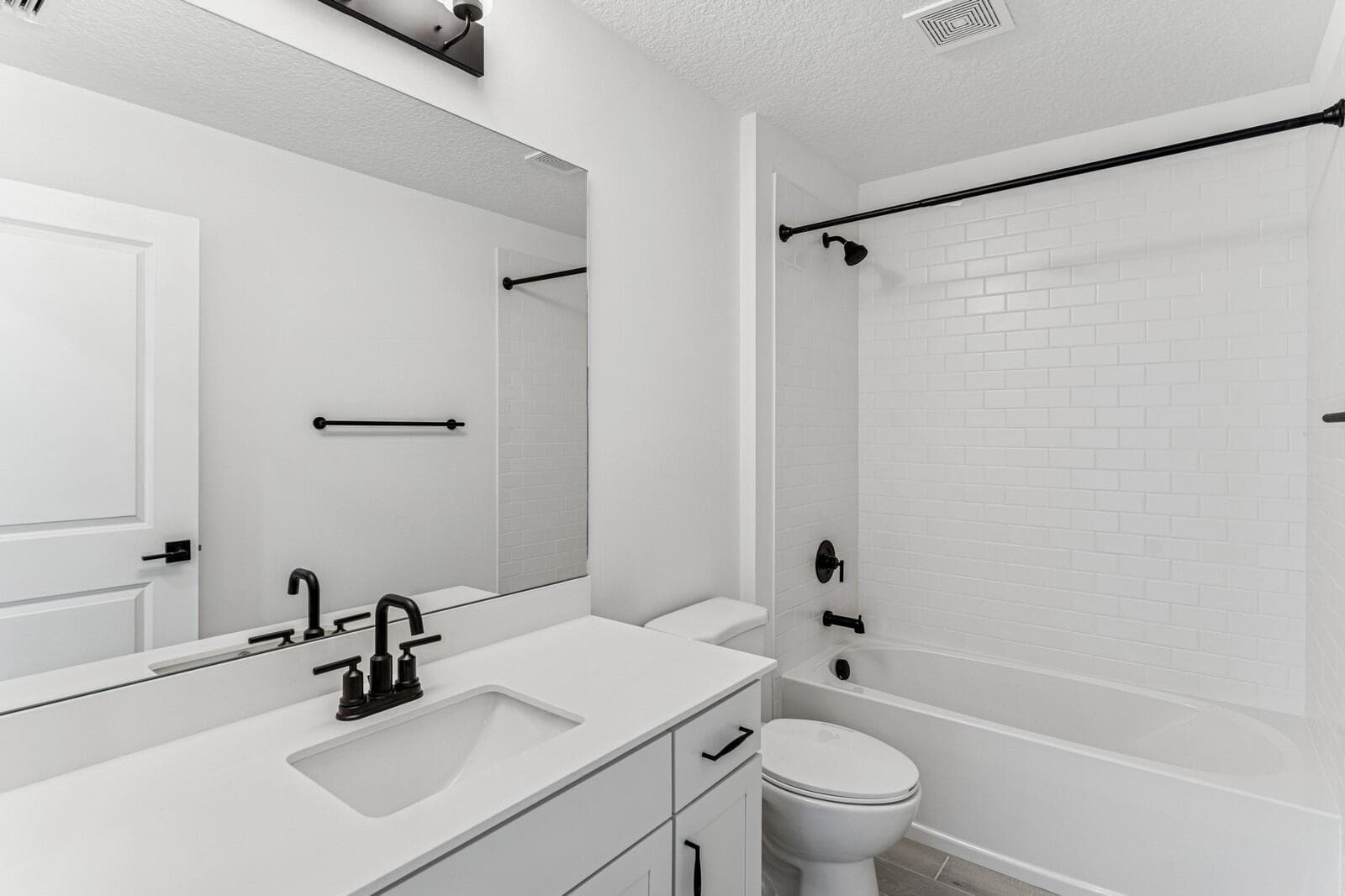 172 SE Birch Terrace 206, Stuart, FL 34997 — photo 19 of 38