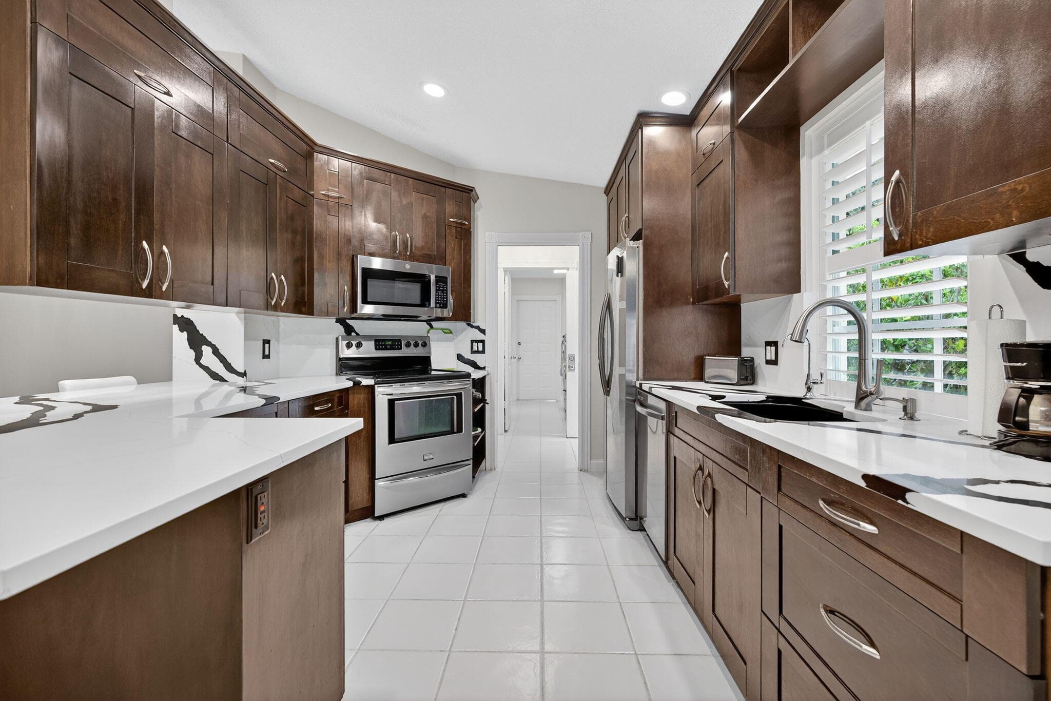 8381 SE Double Tree Drive, Hobe Sound, FL 33455 — photo 15 of 29