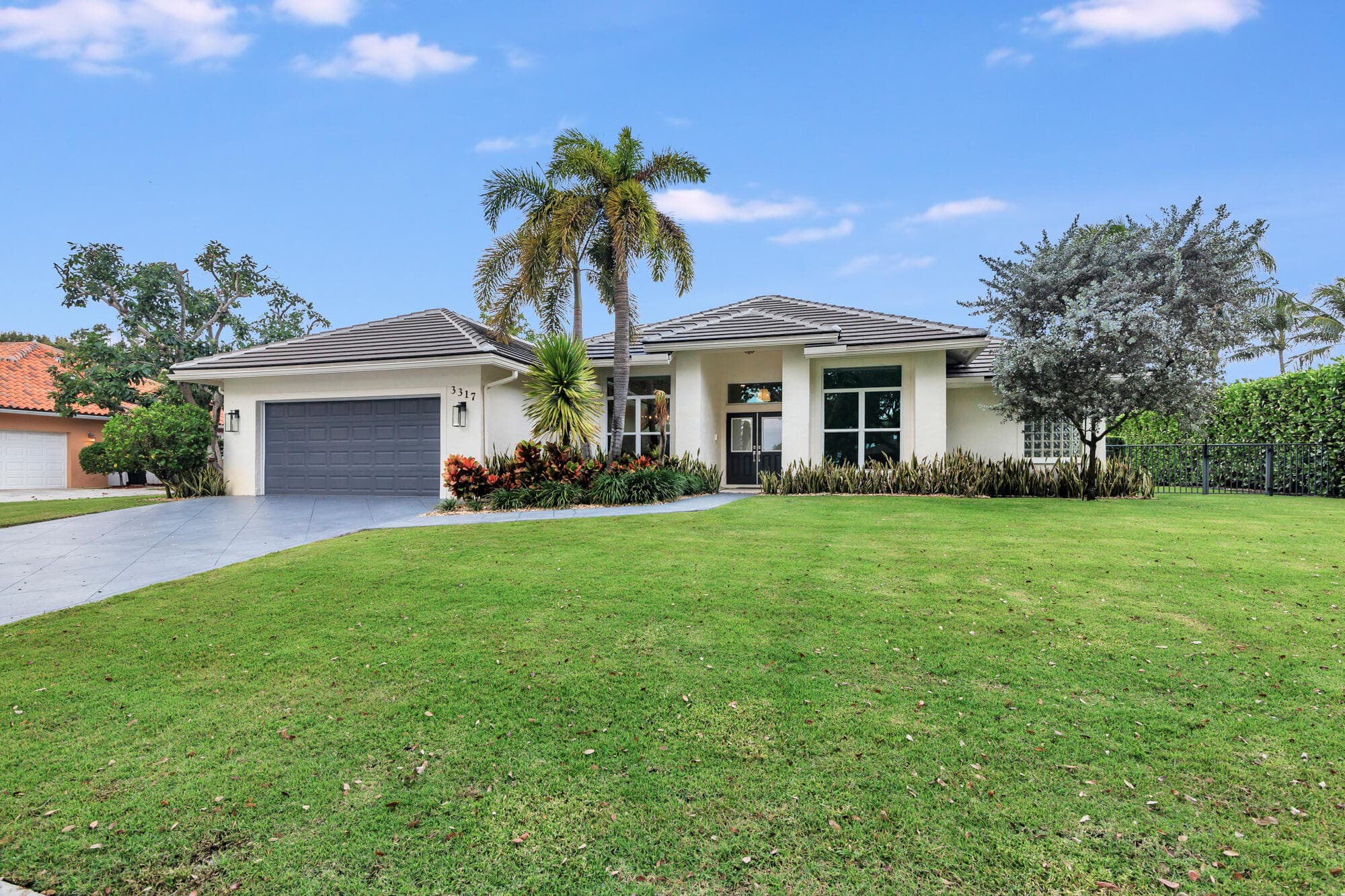 3317 Embassy Drive, West Palm Beach, FL 33401 — photo 1 of 42