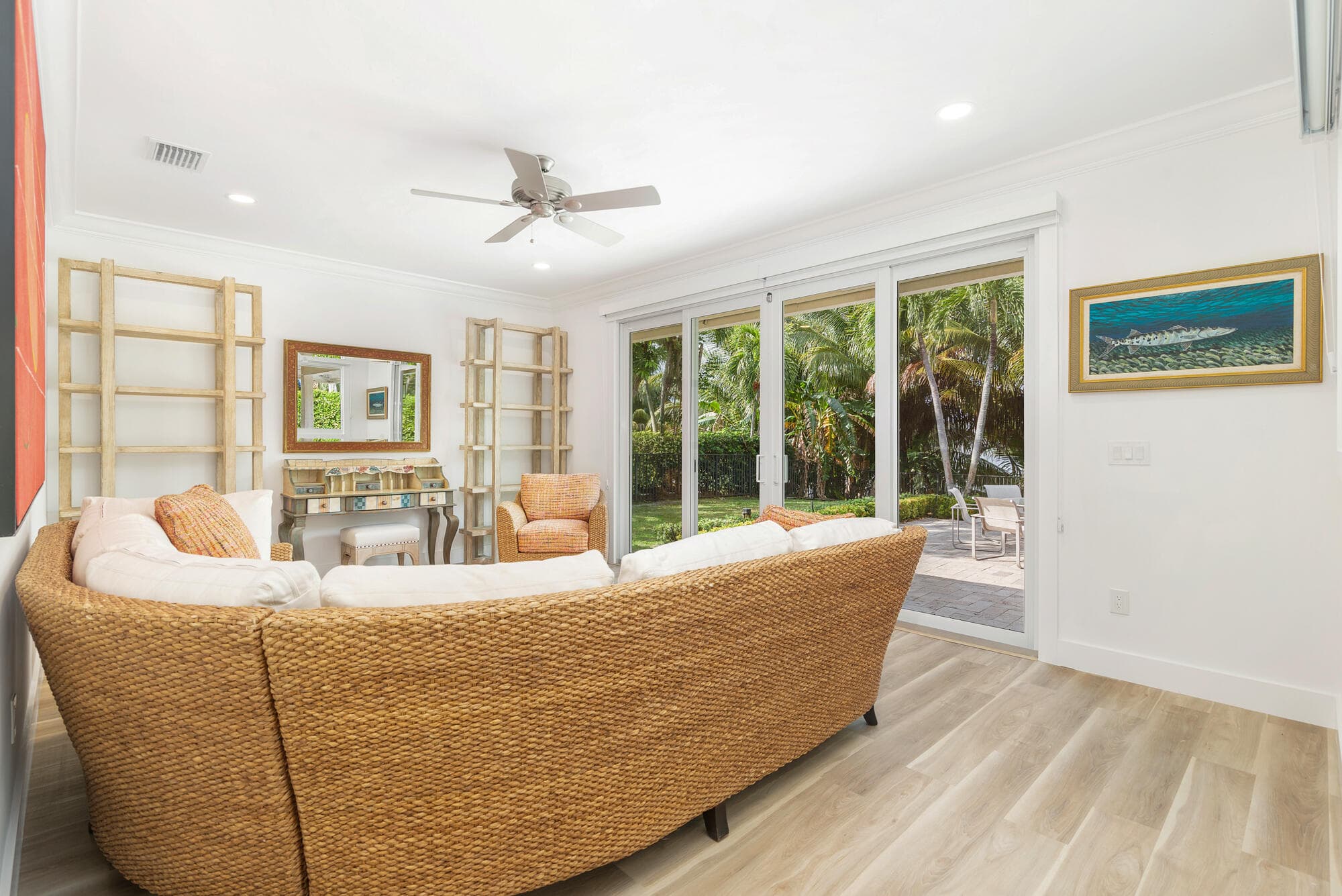 3317 Embassy Drive, West Palm Beach, FL 33401 — photo 13 of 42