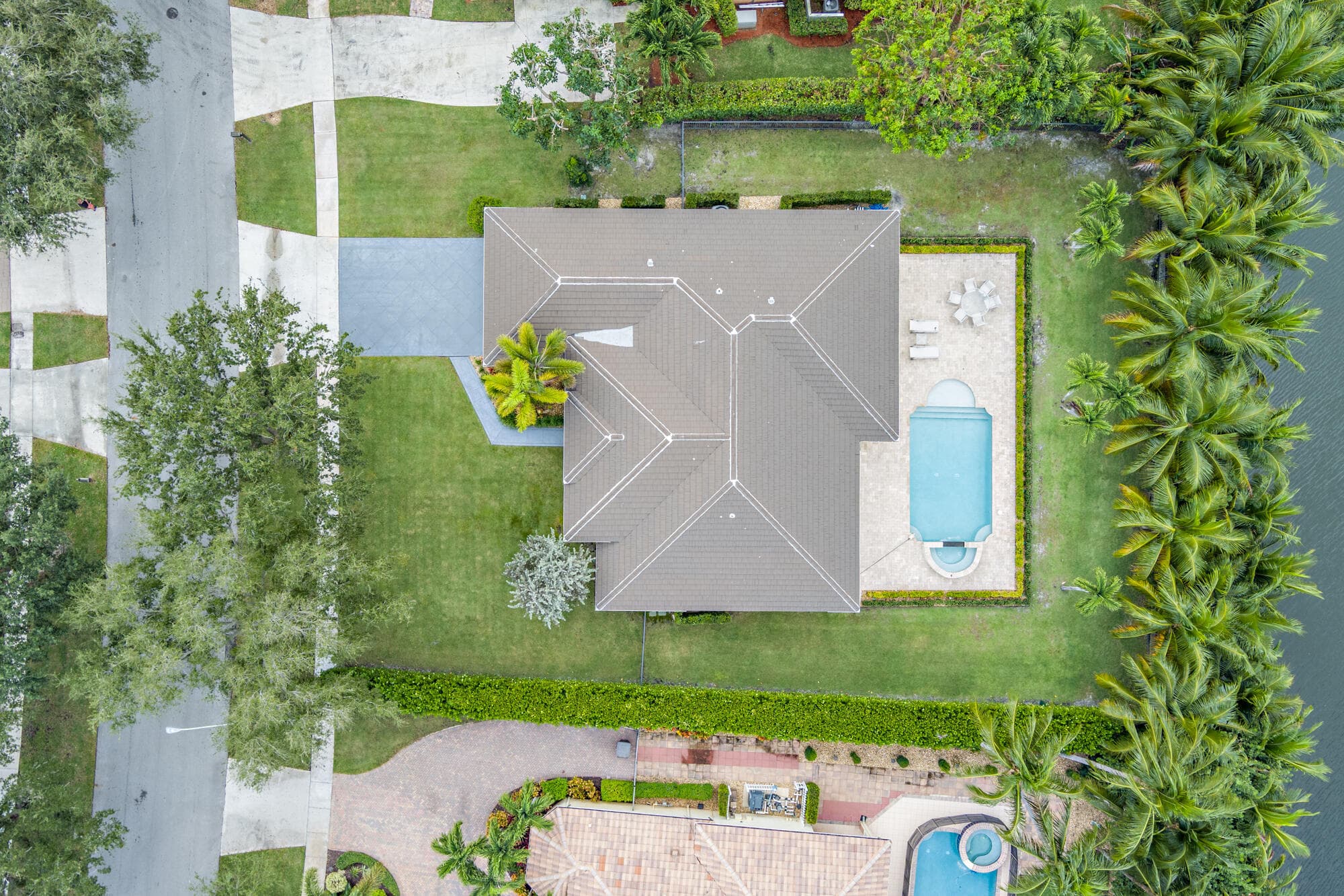 3317 Embassy Drive, West Palm Beach, FL 33401 — photo 41 of 42