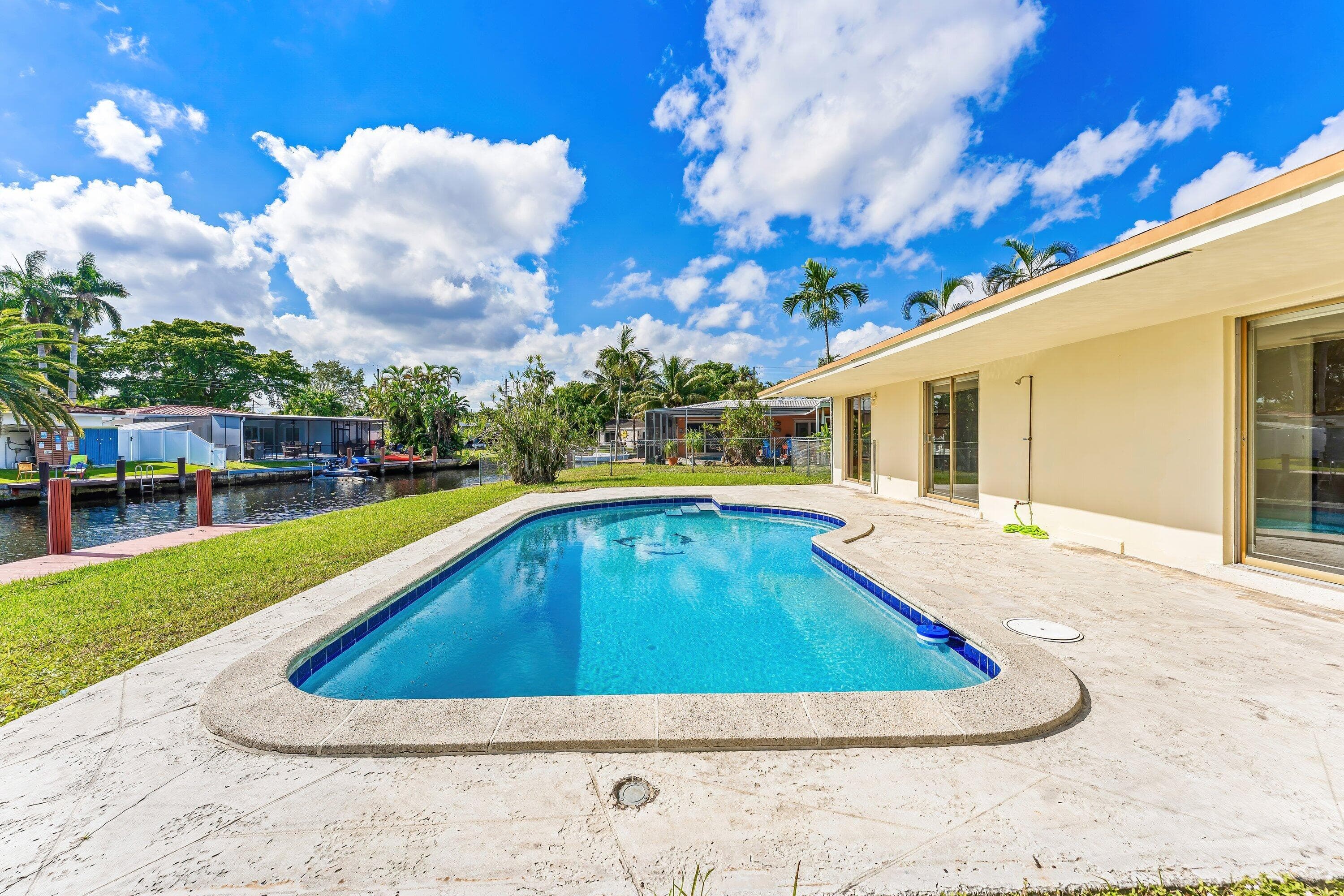 2000 NW 33rd Court, Oakland Park, FL 33309 — photo 27 of 47